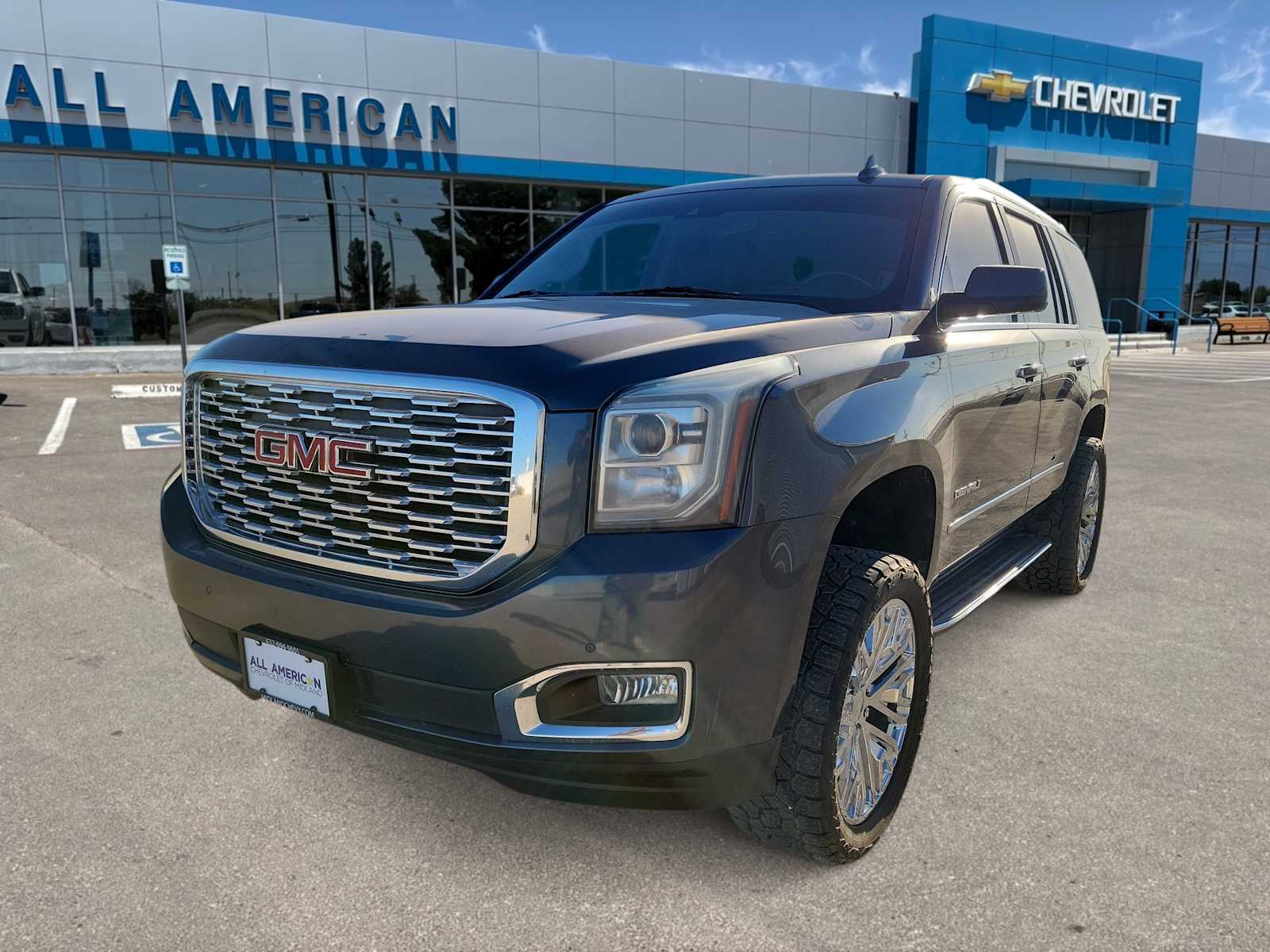 2019 GMC Yukon Denali's photo