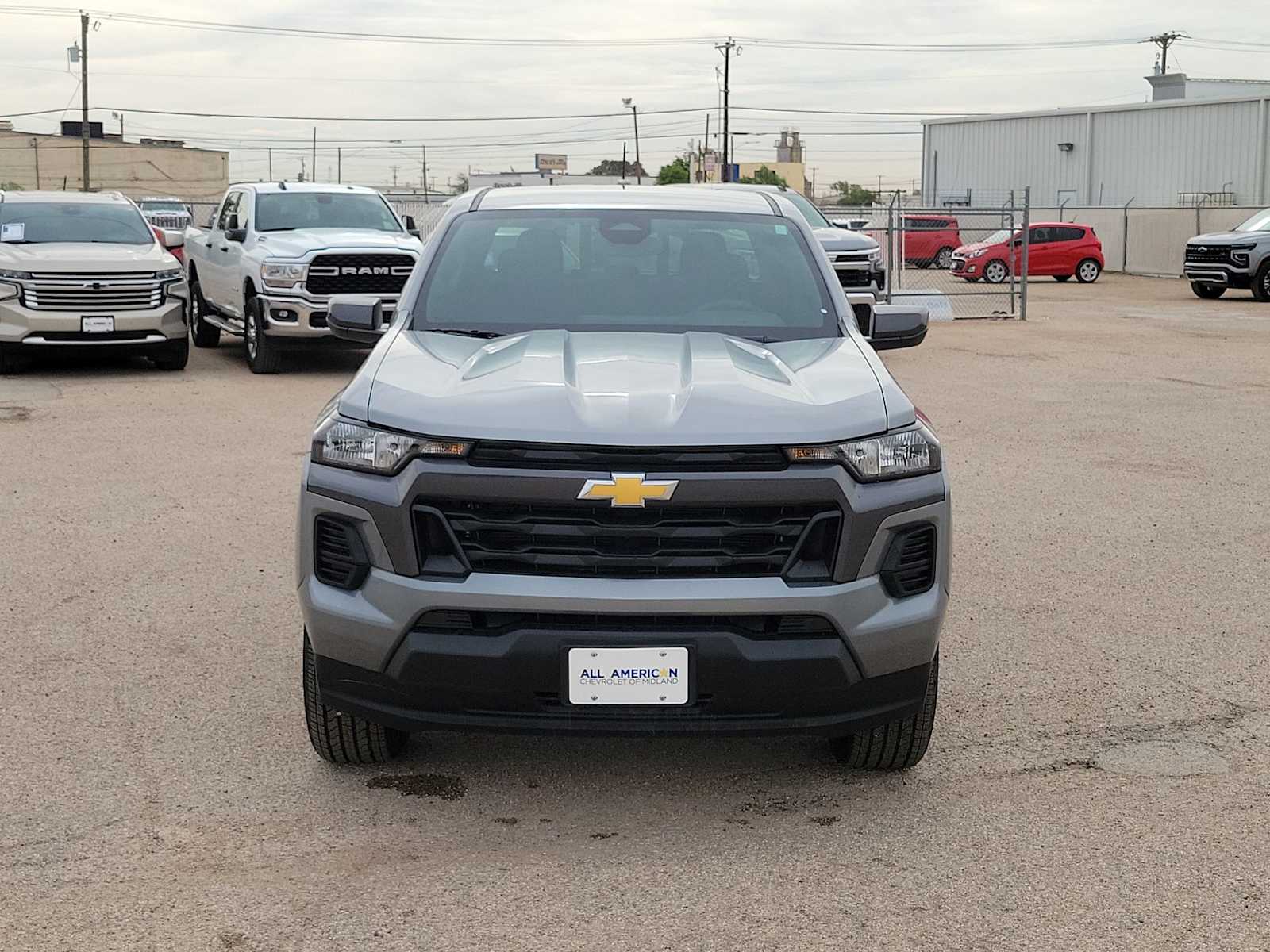 Thumbnail: 2026 Chevrolet Colorado - 3