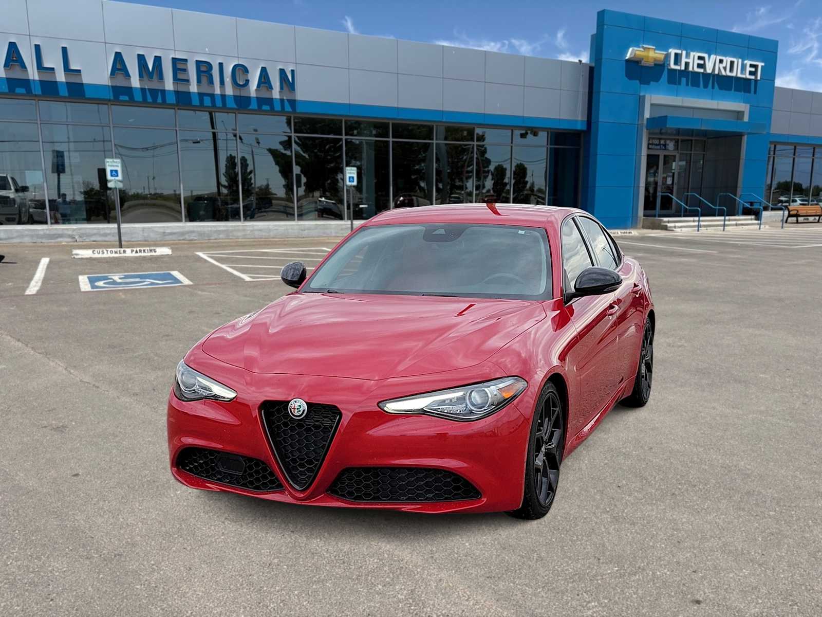 Thumbnail: 2020 Alfa Romeo Giulia - 1
