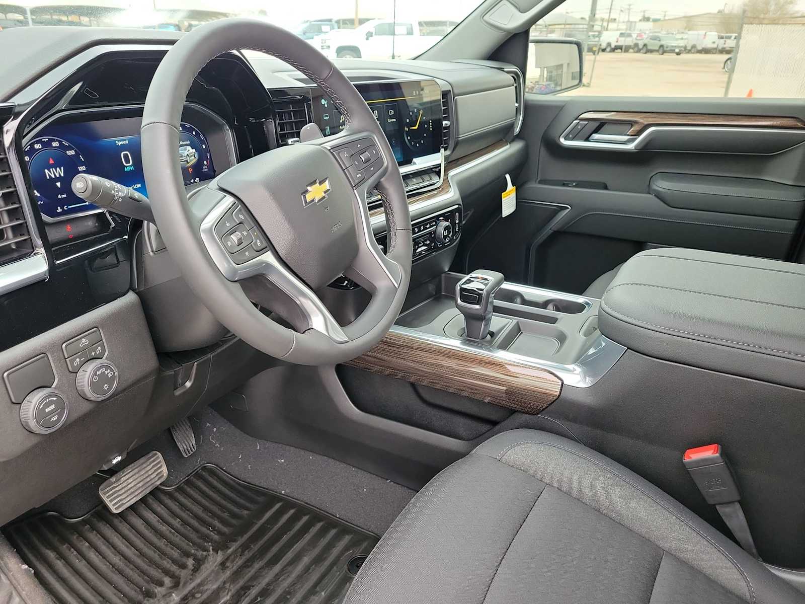 Thumbnail: 2026 Chevrolet Silverado 1500 - 10