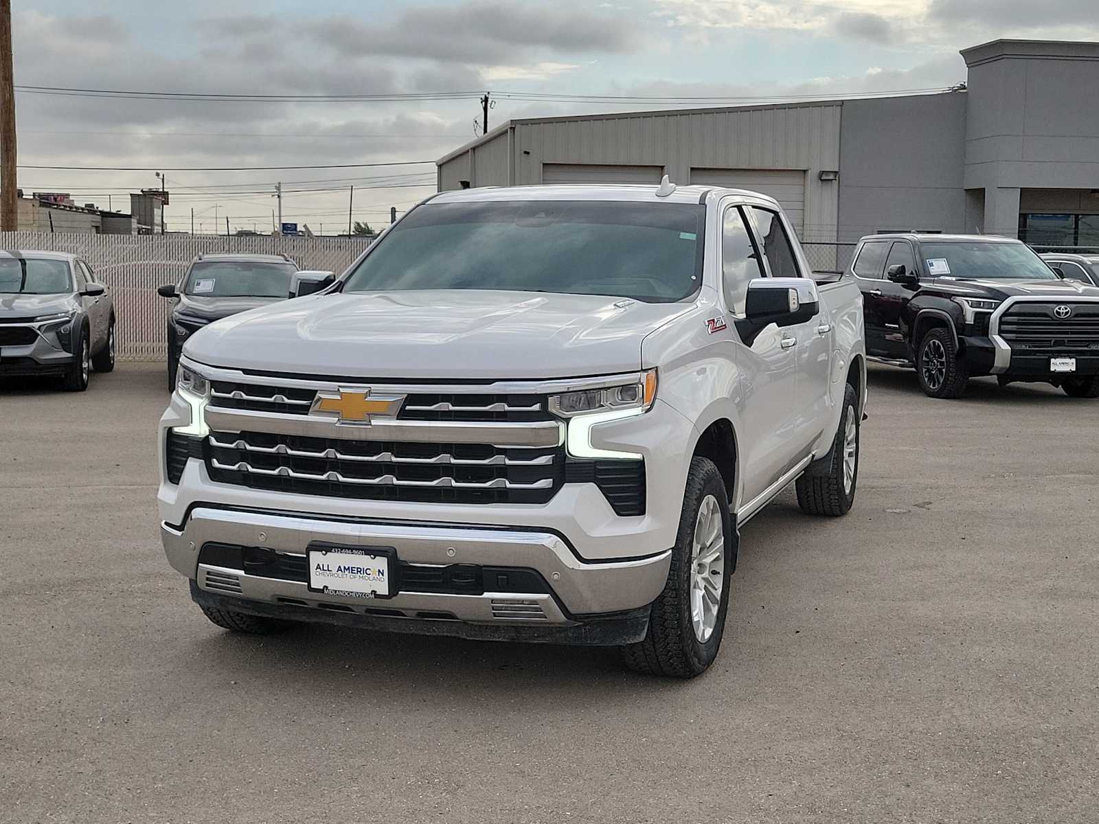 Thumbnail: 2024 Chevrolet Silverado 1500 - 4