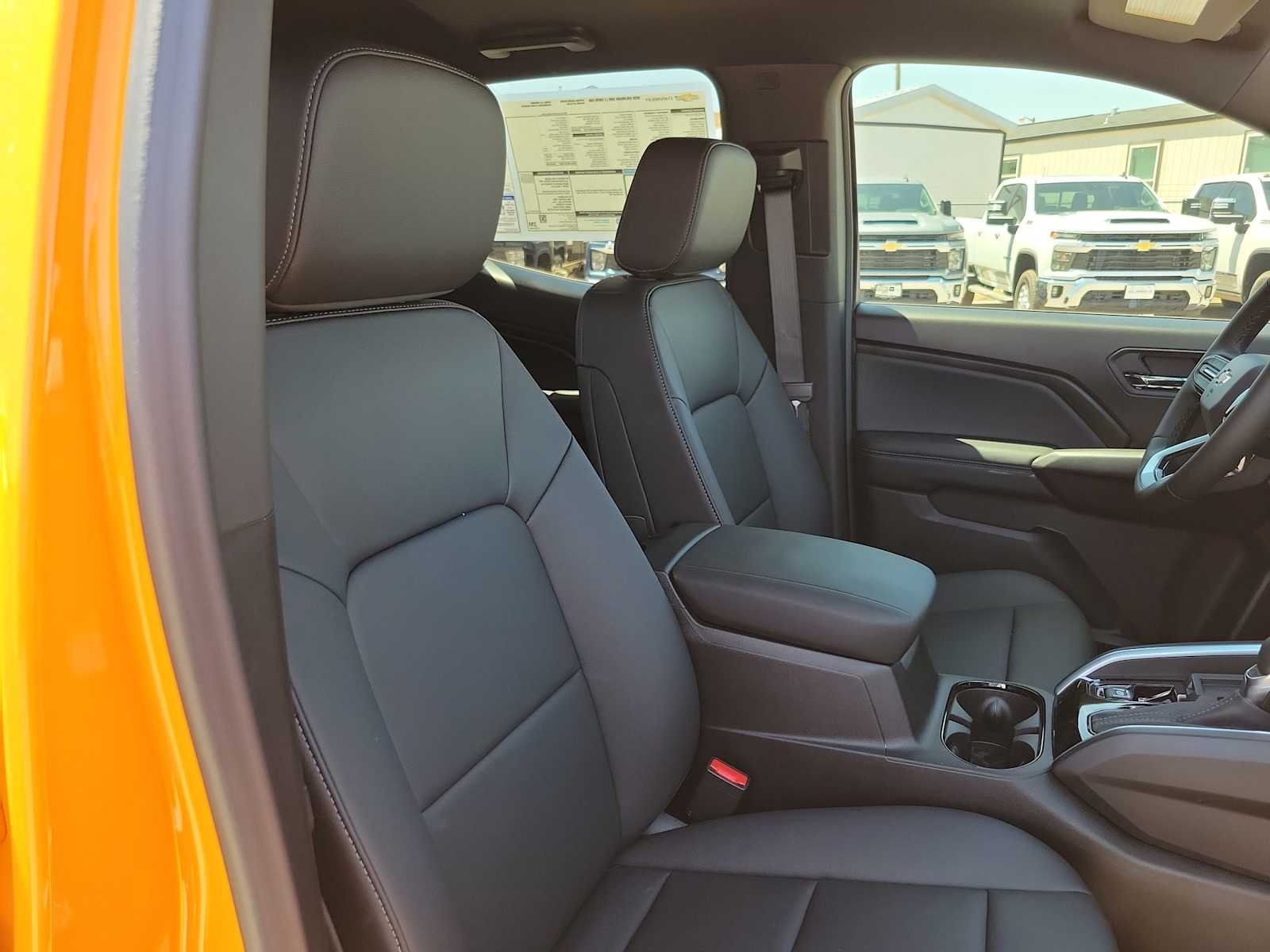 2025 Chevrolet Colorado LT 22