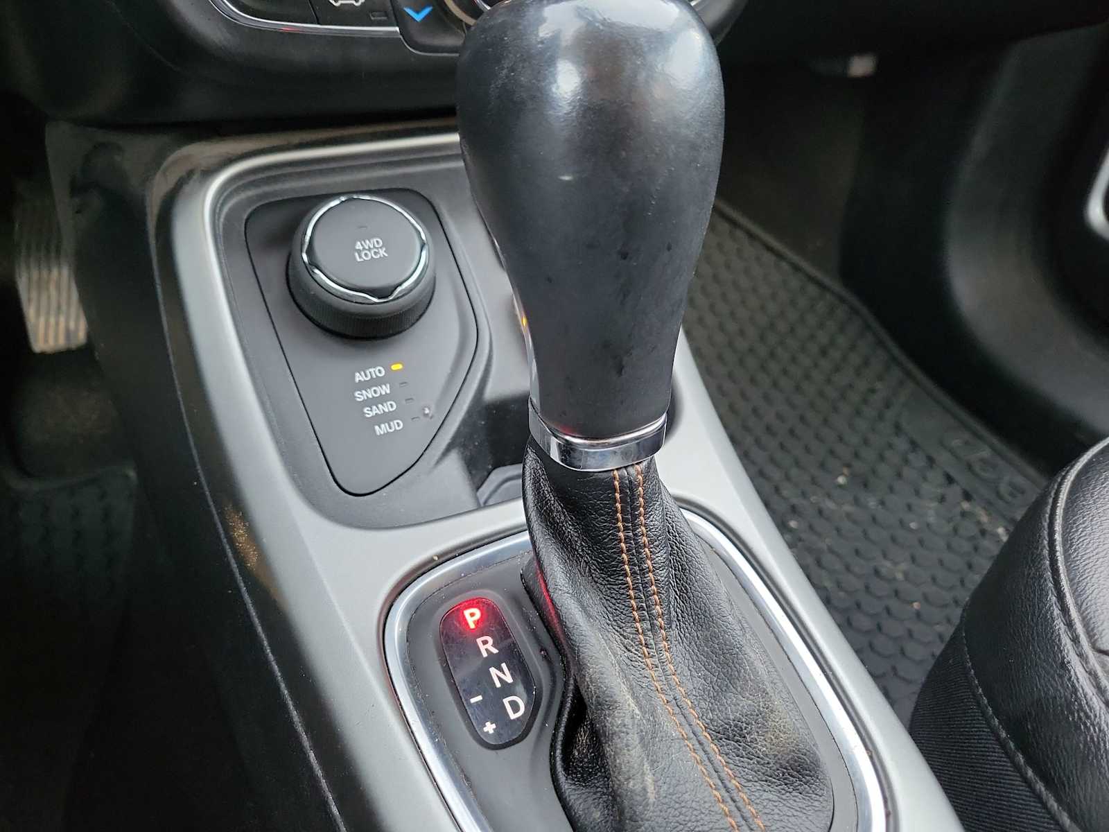 Thumbnail: 2021 Jeep Compass - 25