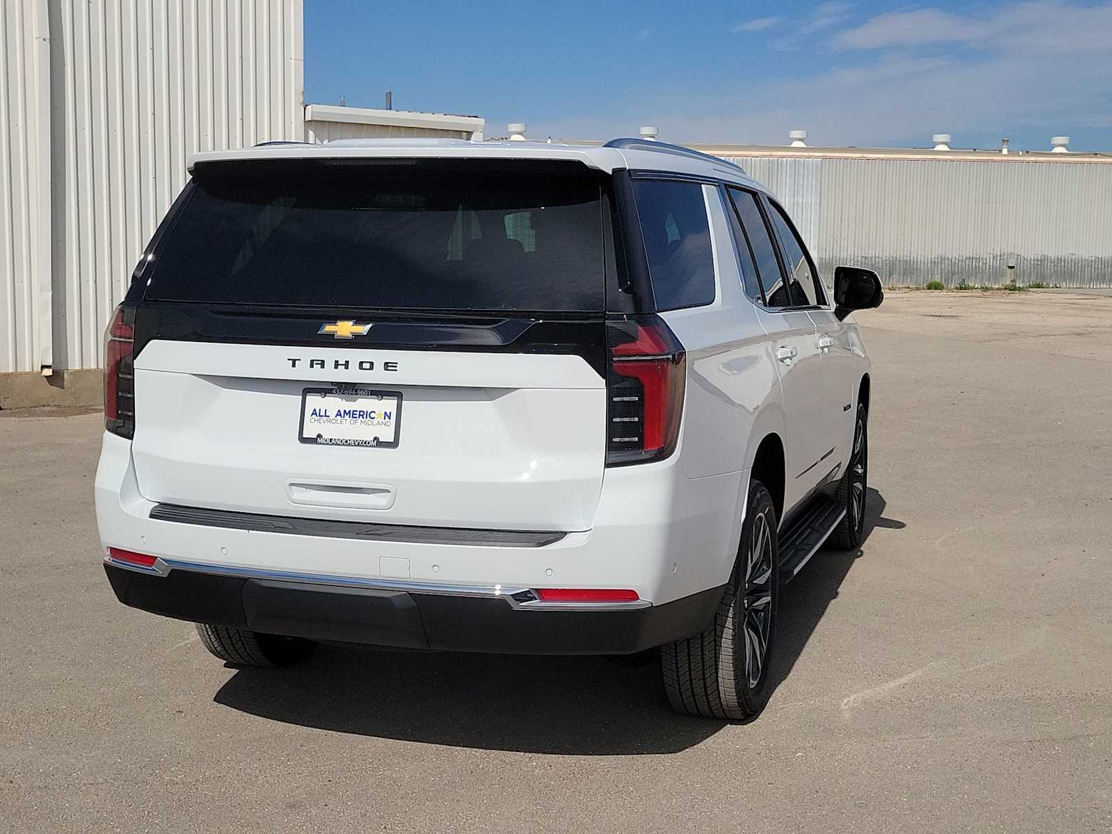 Thumbnail: 2026 Chevrolet Tahoe - 8