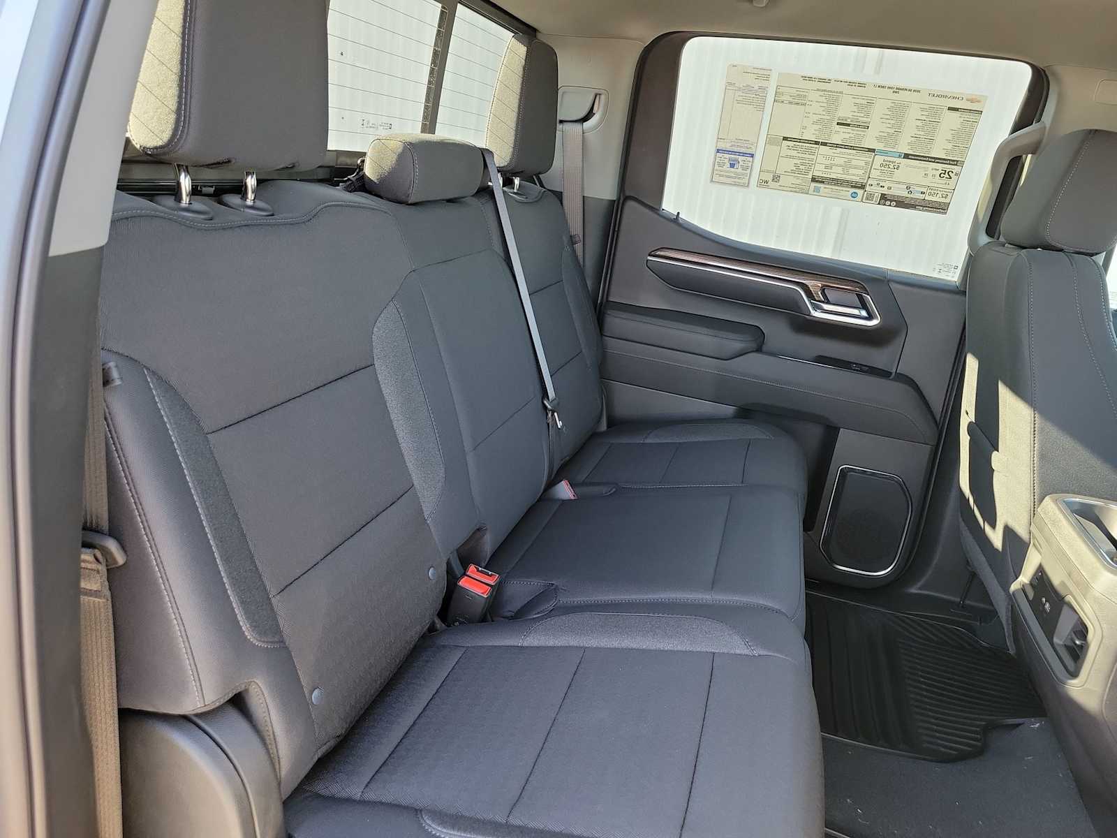 Thumbnail: 2026 Chevrolet Silverado 1500 - 21