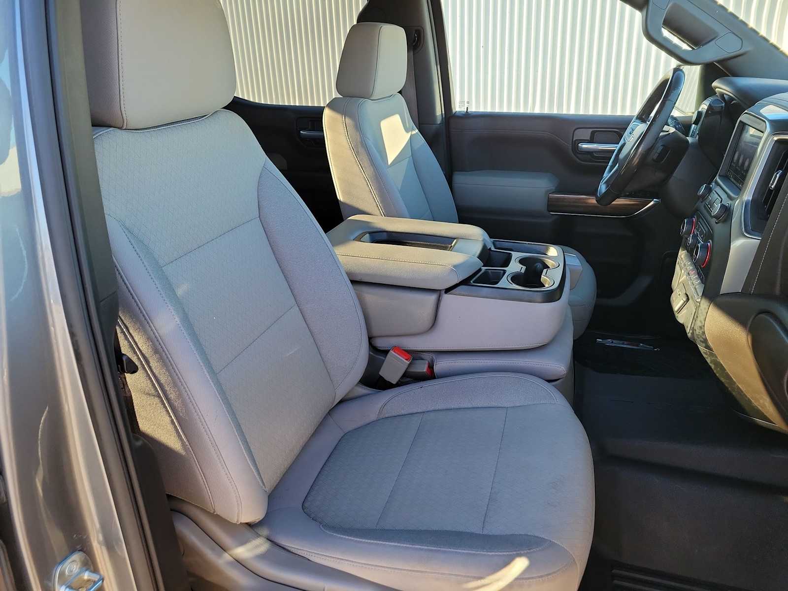 Thumbnail: 2021 Chevrolet Silverado 1500 - 22