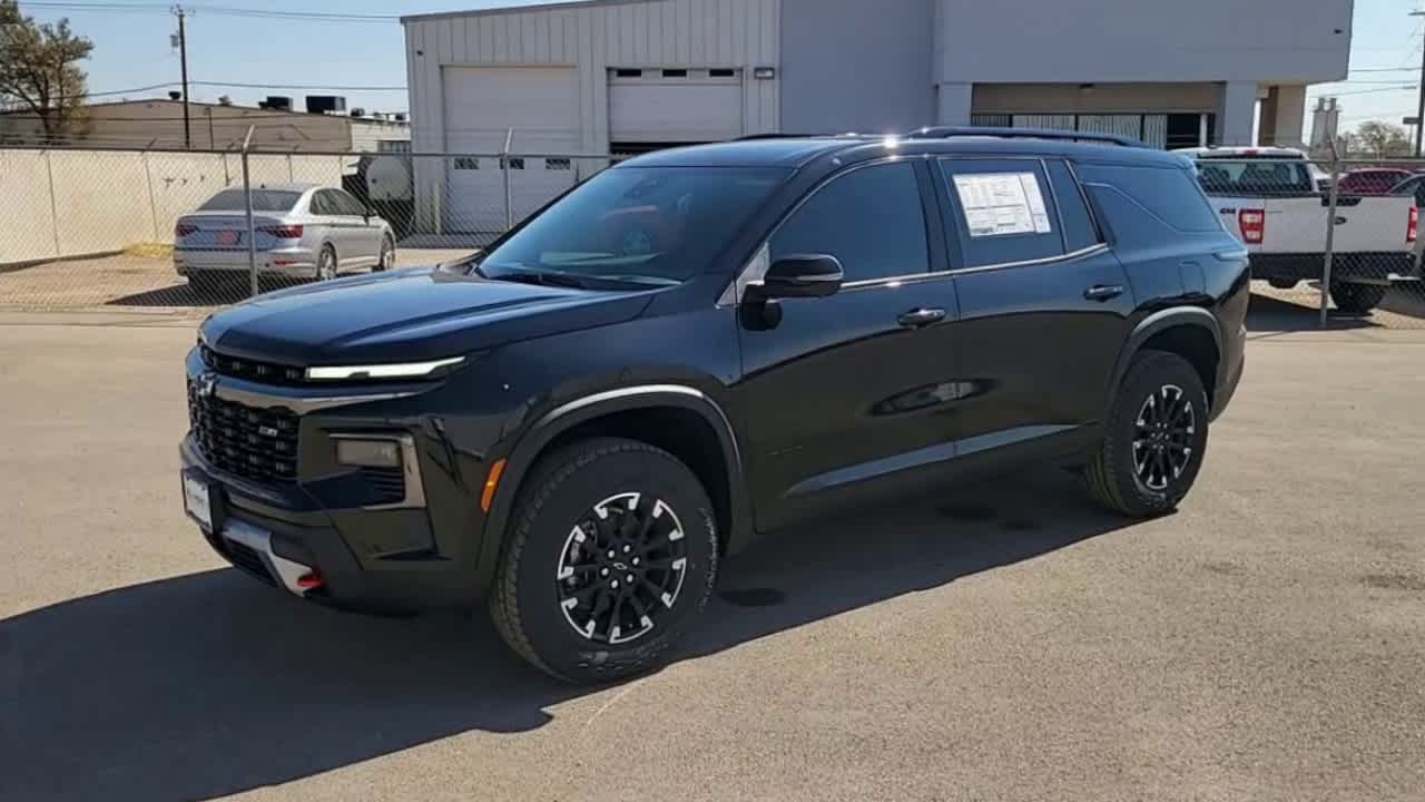 Thumbnail: 2026 Chevrolet Traverse - 4