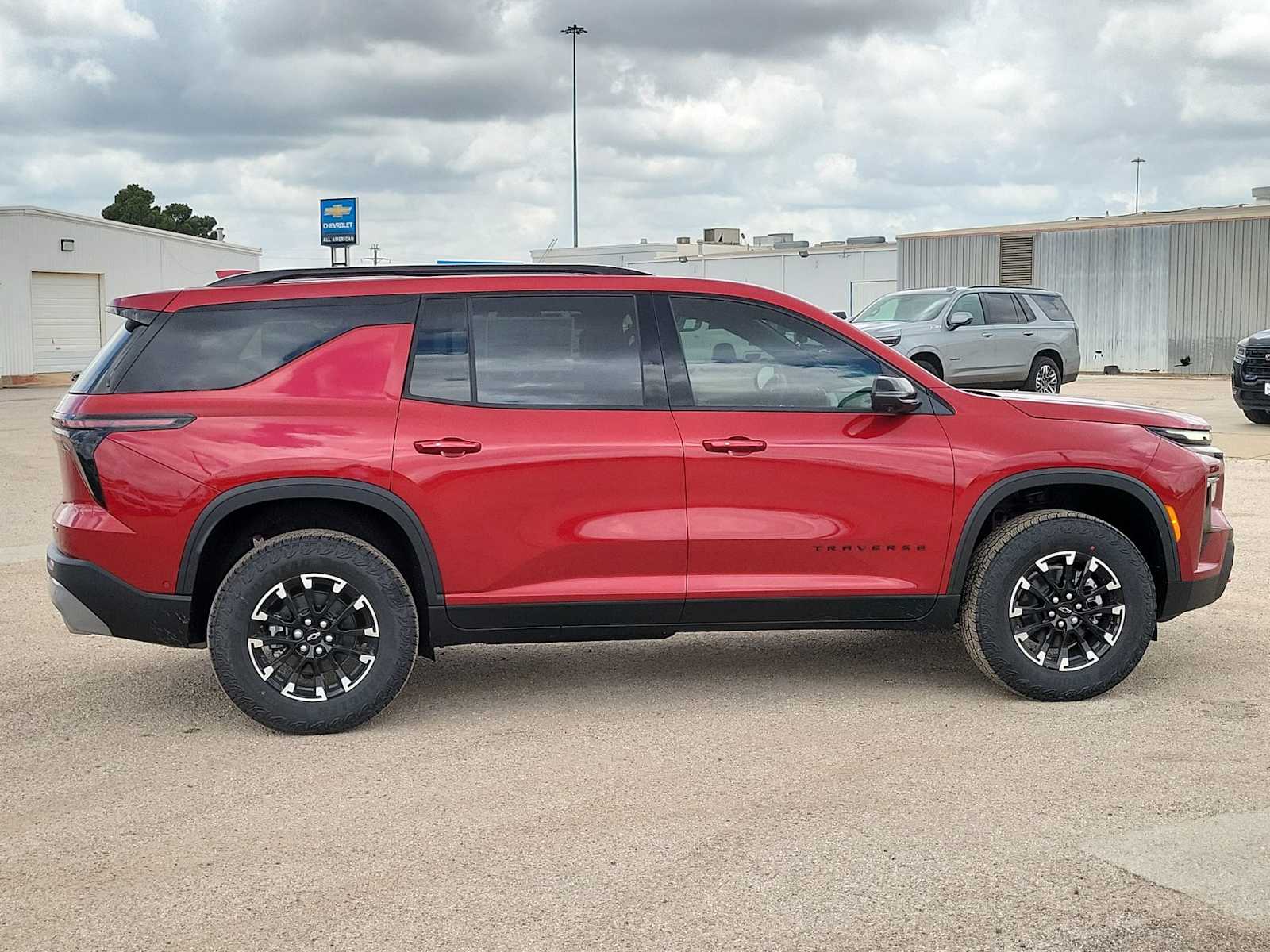 Thumbnail: 2026 Chevrolet Traverse - 9