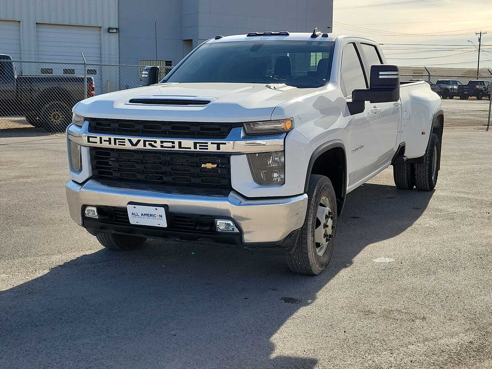 Thumbnail: 2022 Chevrolet Silverado 3500 - 4