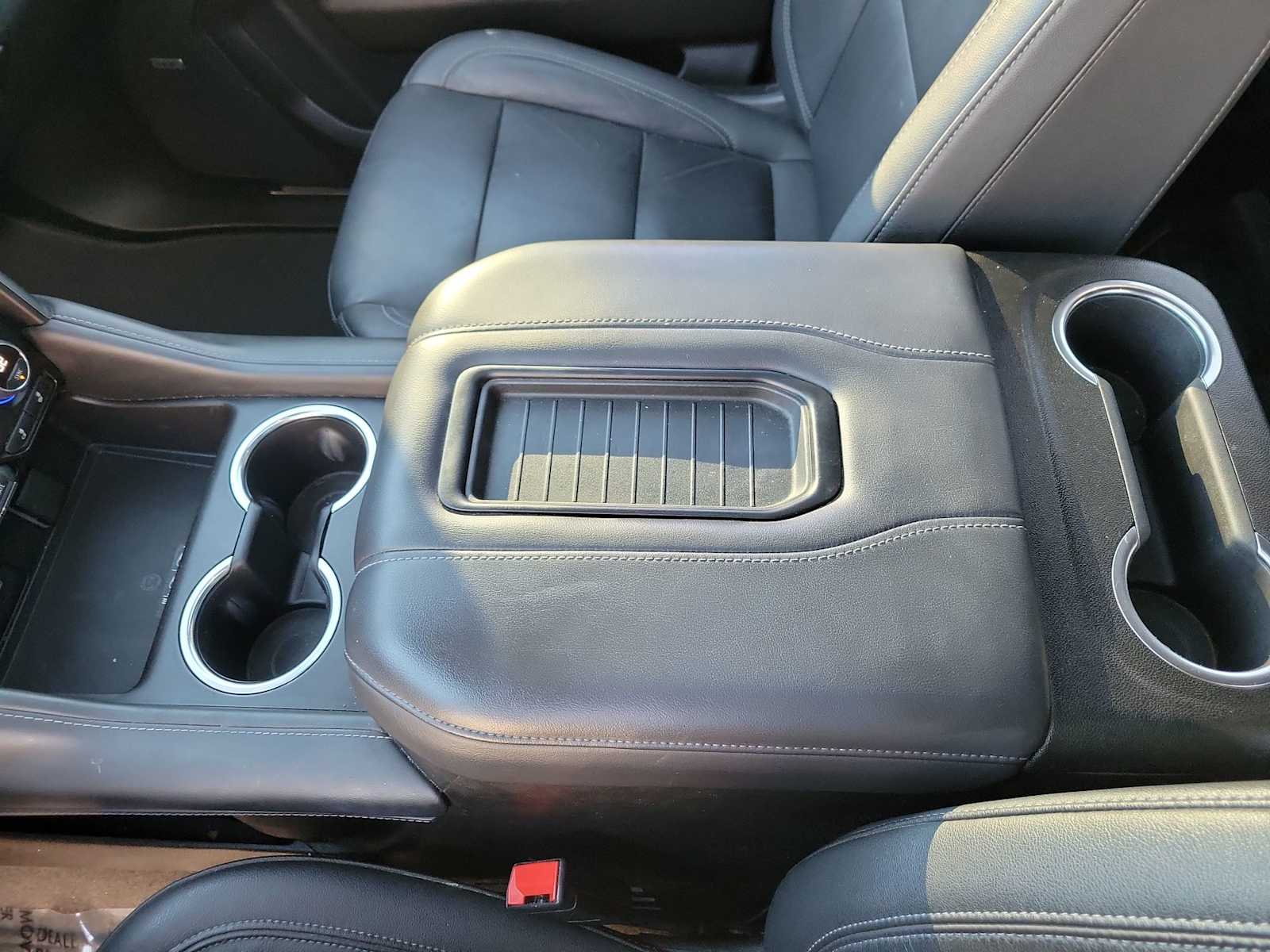 Thumbnail: 2021 Chevrolet Suburban - 24