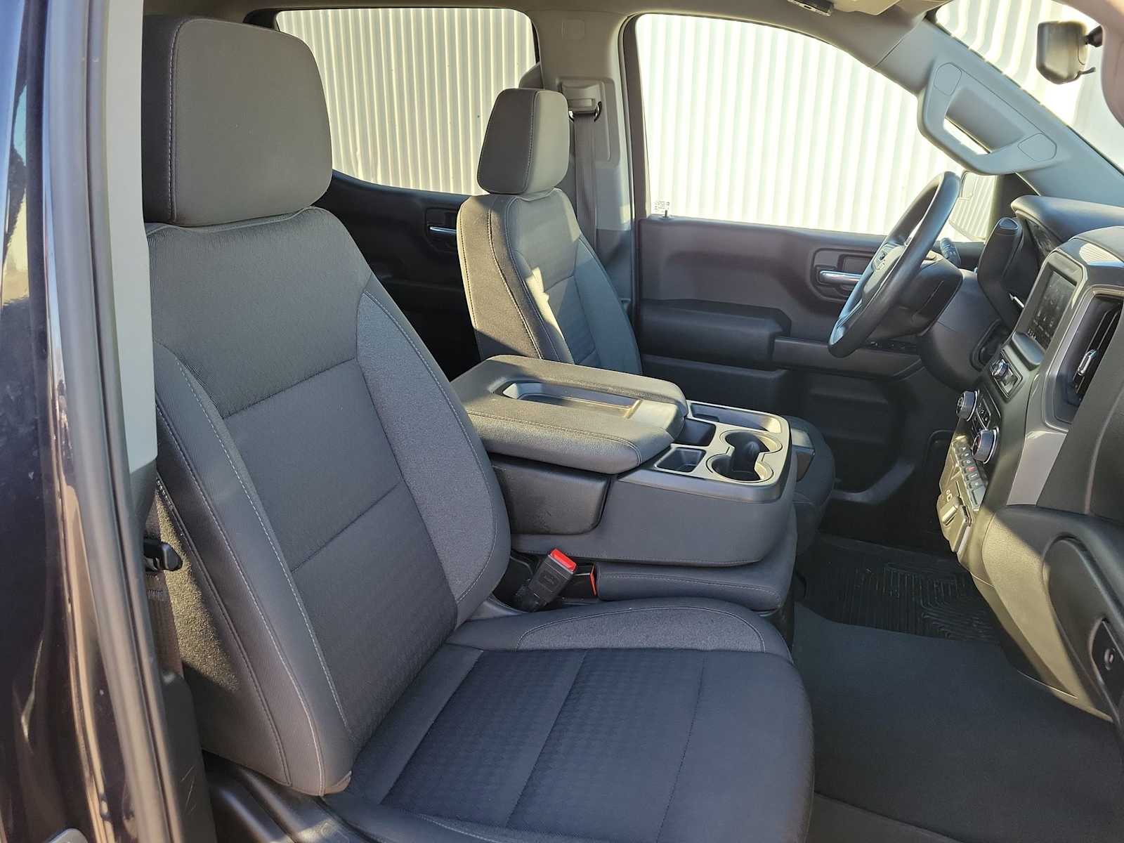 Thumbnail: 2023 Chevrolet Silverado 1500 - 22