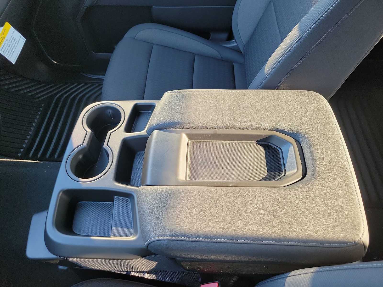 Thumbnail: 2026 Chevrolet Silverado 1500 - 24