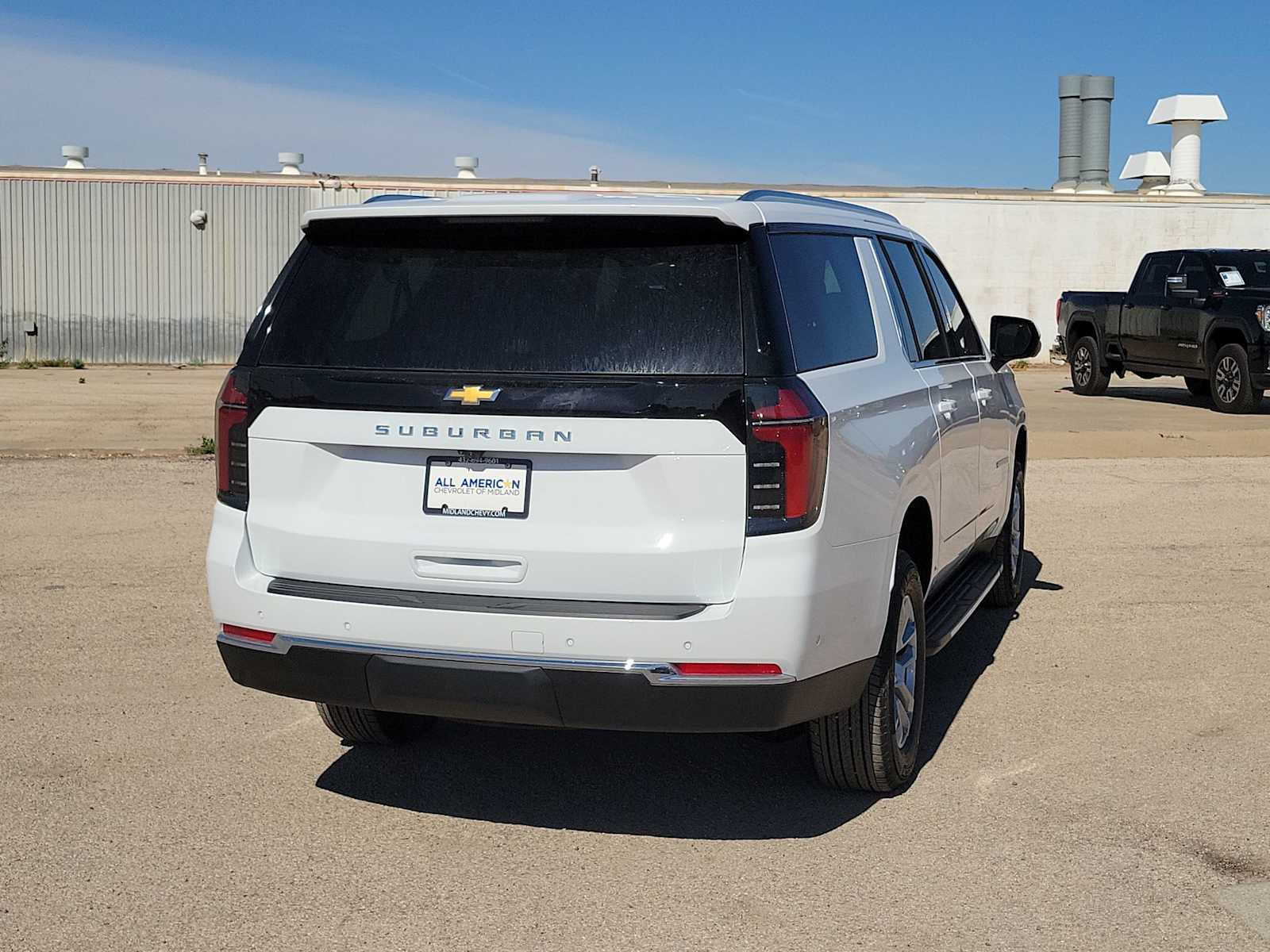 Thumbnail: 2026 Chevrolet Suburban - 8