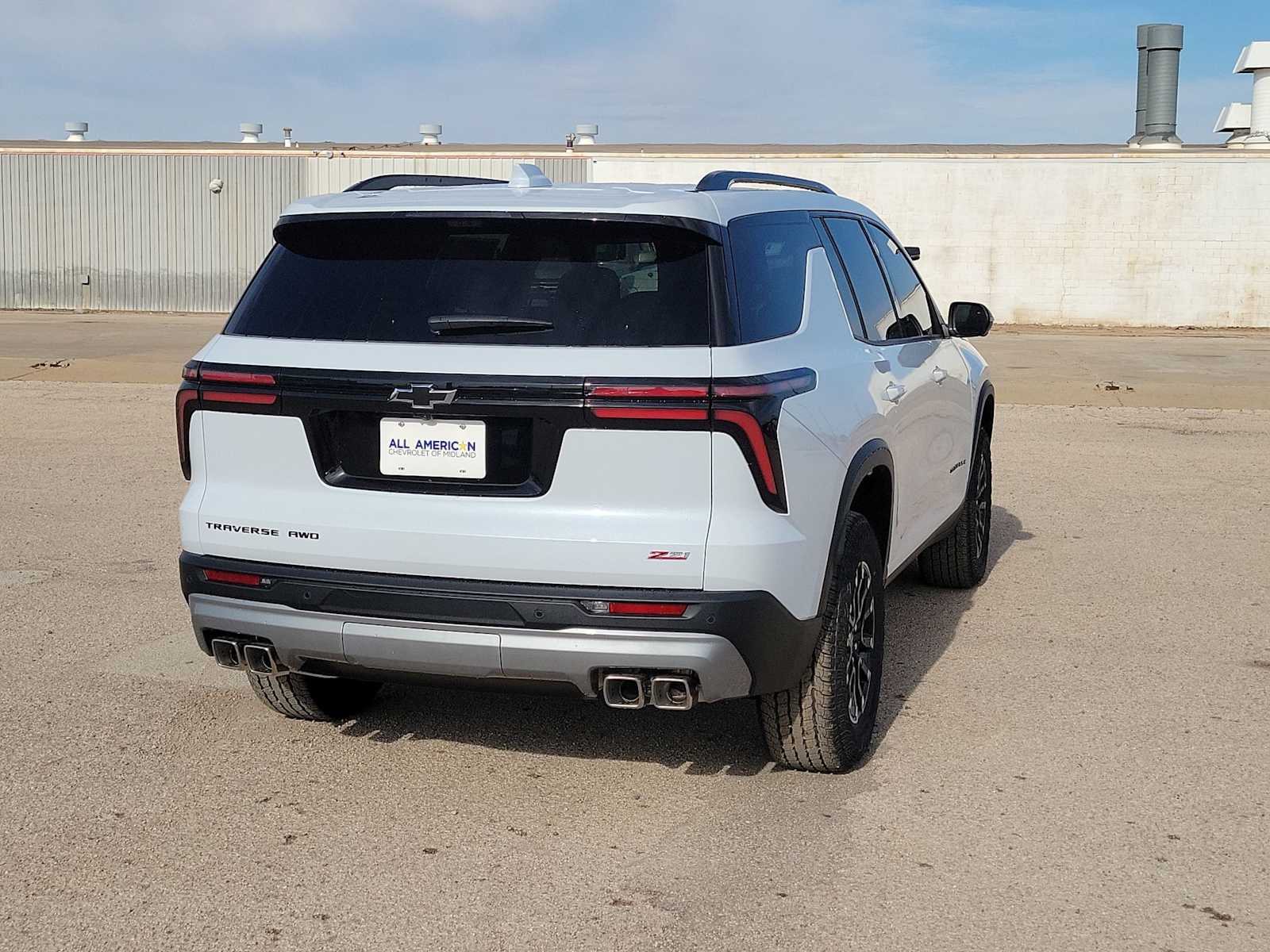 Thumbnail: 2026 Chevrolet Traverse - 8
