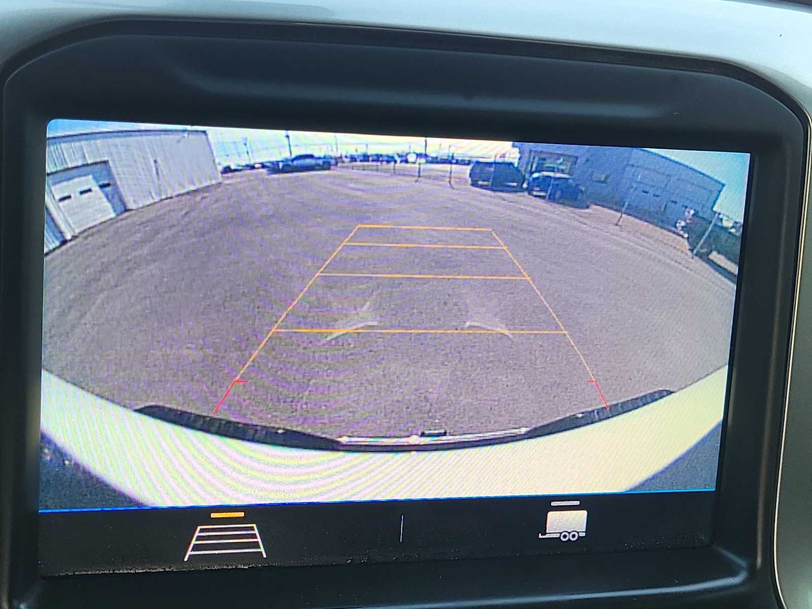 Thumbnail: 2022 Chevrolet Silverado 3500 - 24