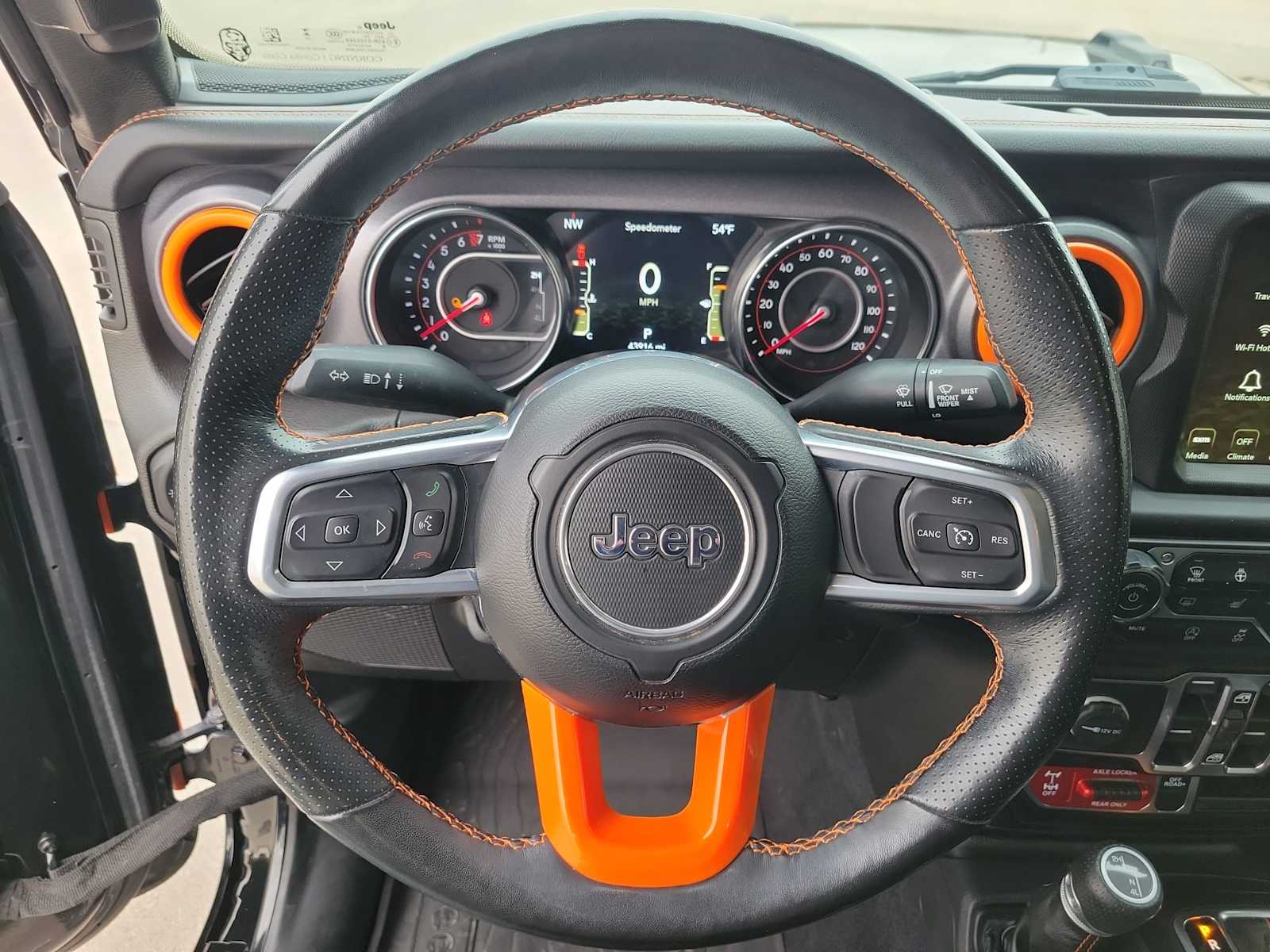 Thumbnail: 2022 Jeep Gladiator - 23