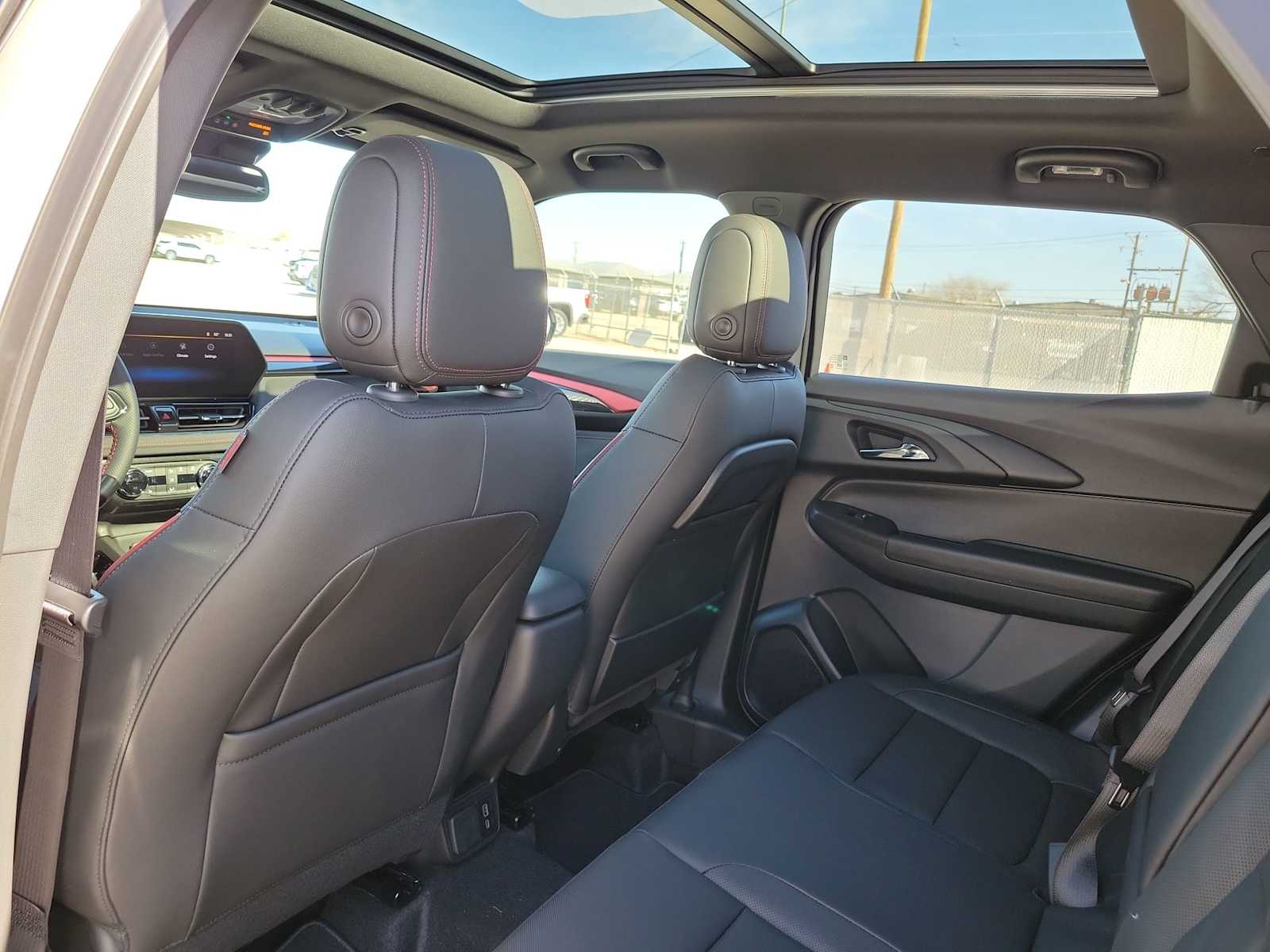 Thumbnail: 2026 Chevrolet TrailBlazer - 16