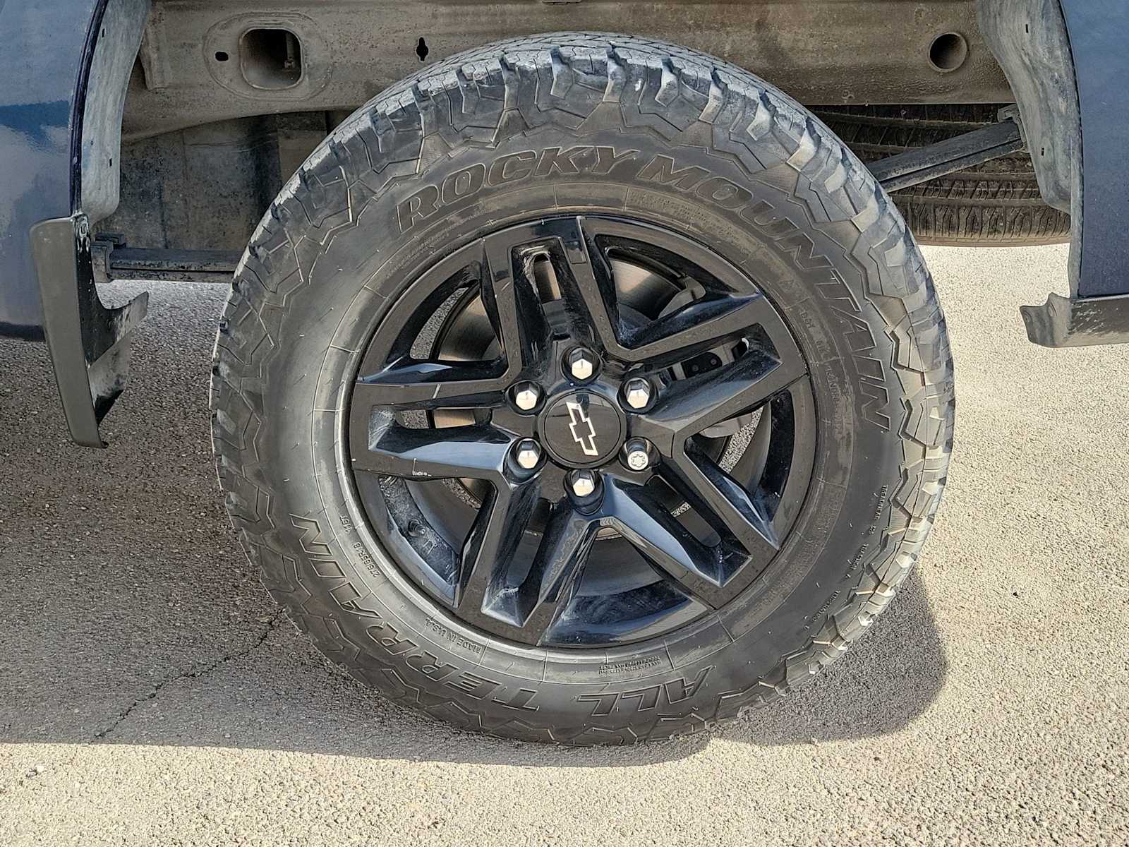 Thumbnail: 2021 Chevrolet Silverado 1500 - 12