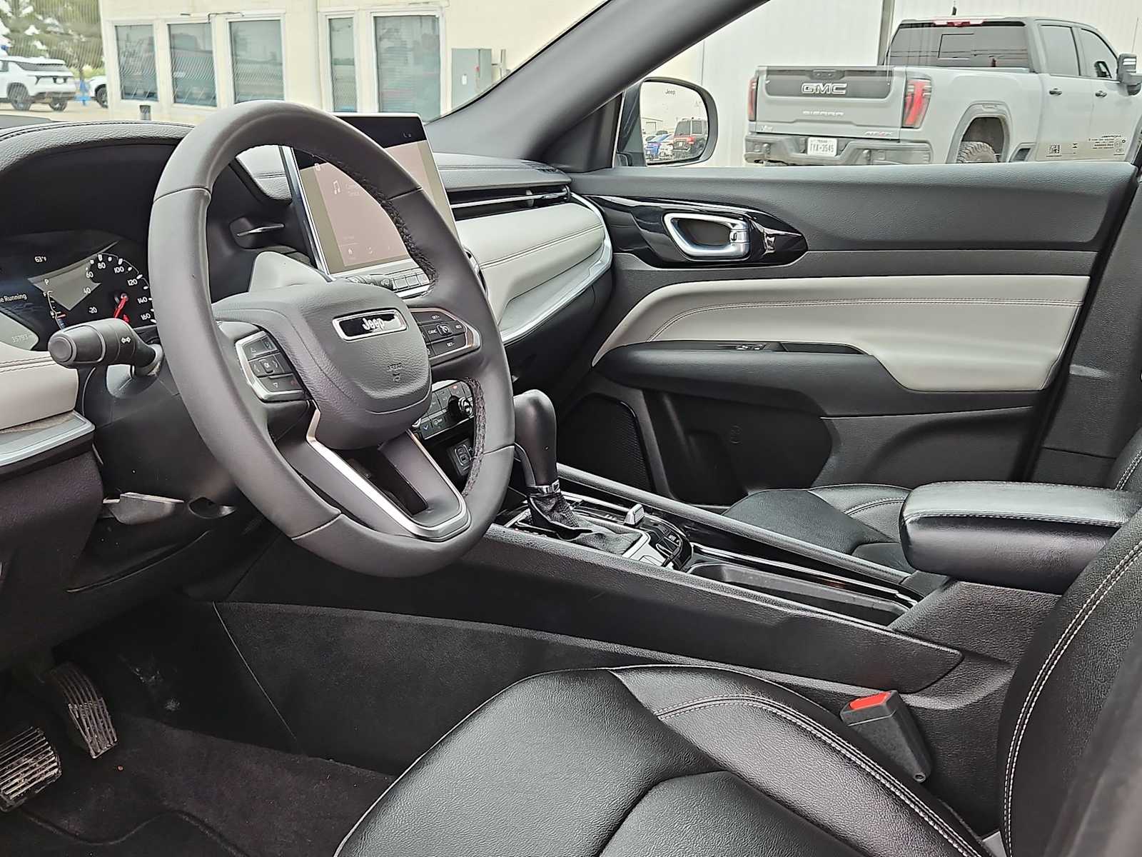 Thumbnail: 2025 Jeep Compass - 10