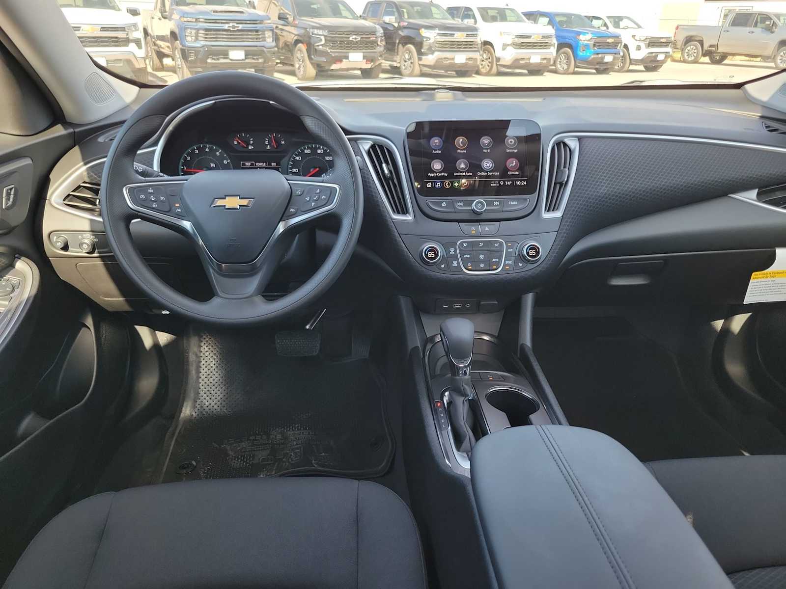 Thumbnail: 2025 Chevrolet Malibu - 18