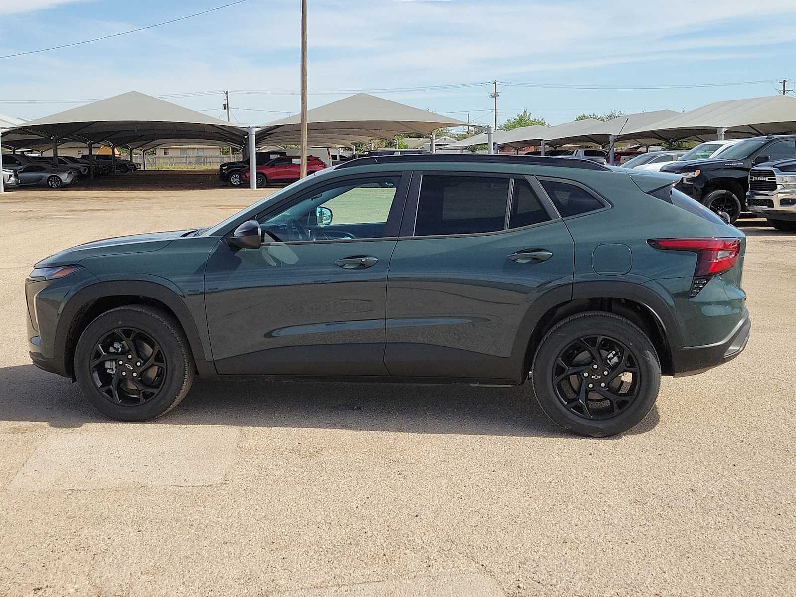 Thumbnail: 2026 Chevrolet Trax - 5