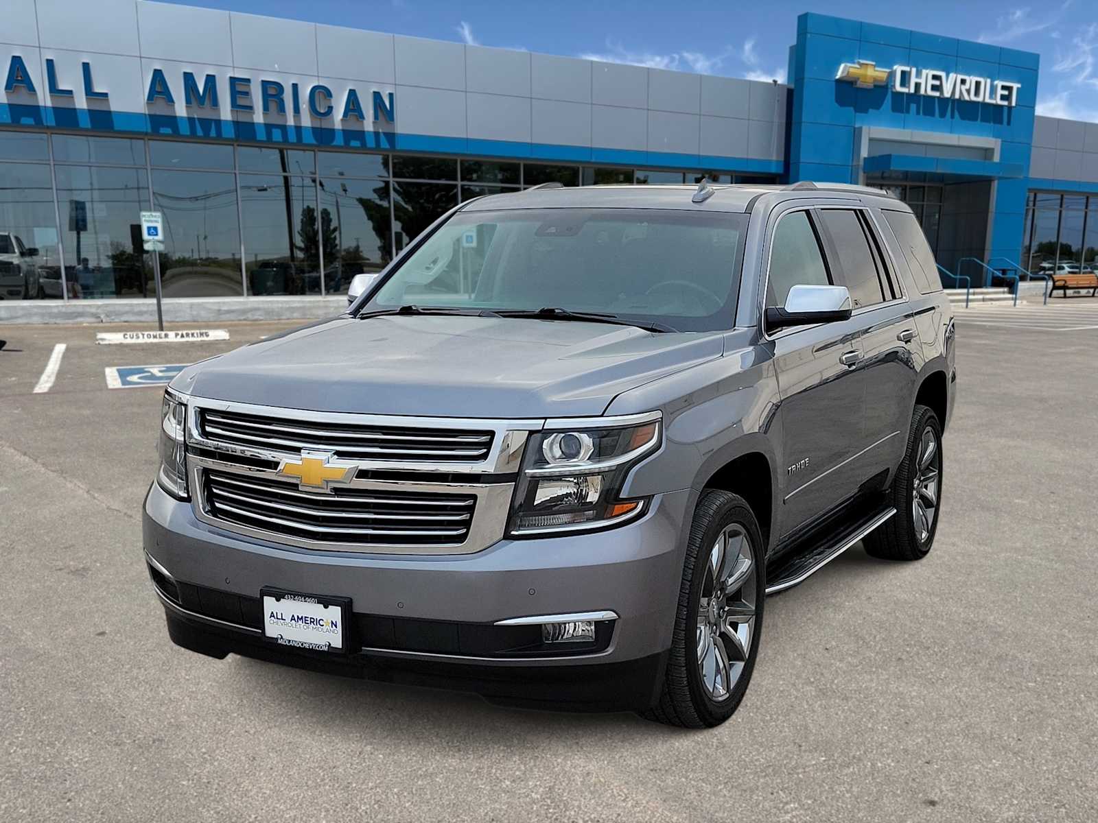 Thumbnail: 2019 Chevrolet Tahoe - 1