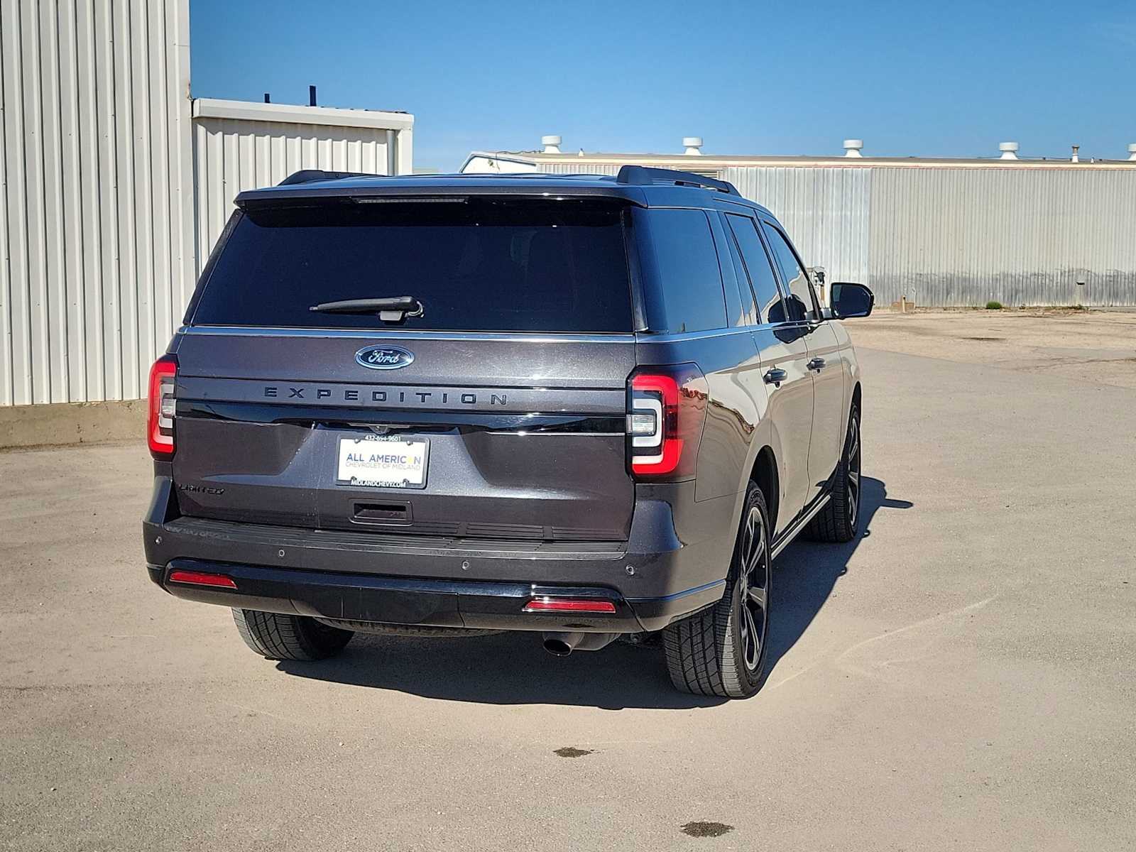 Thumbnail: 2022 Ford Expedition - 8