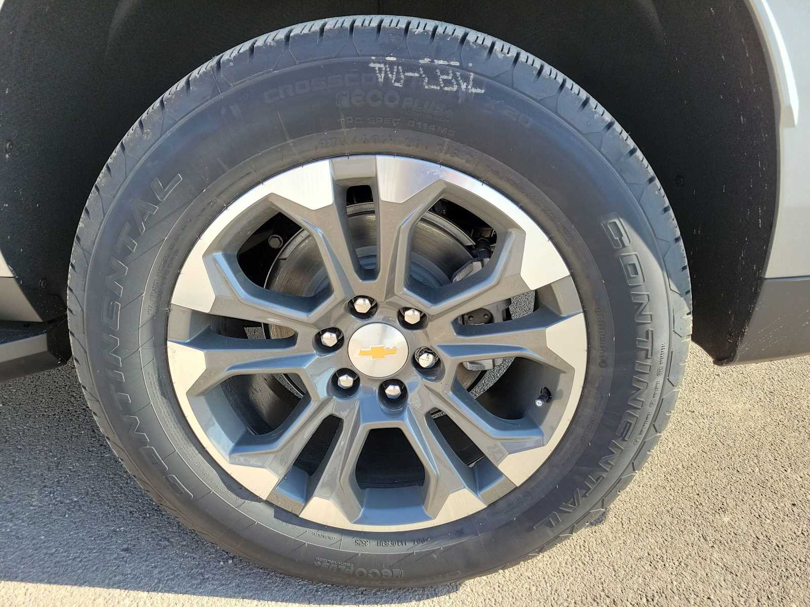 Thumbnail: 2026 Chevrolet Tahoe - 16