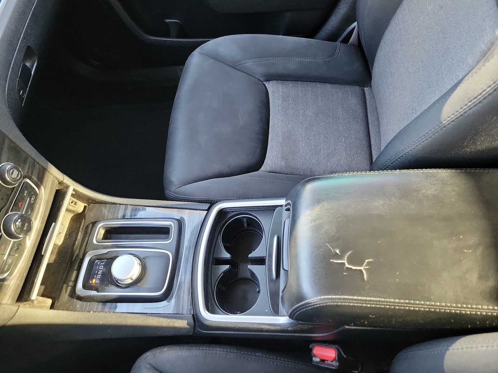 Thumbnail: 2019 Chrysler 300 - 20