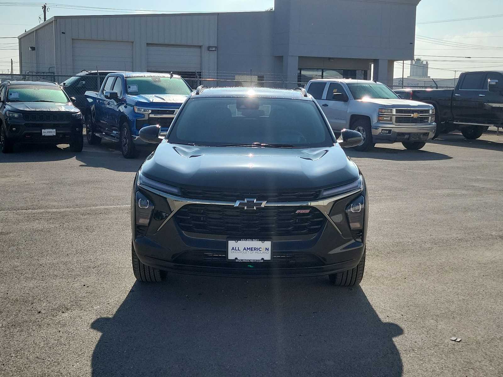 Thumbnail: 2026 Chevrolet Trax - 3