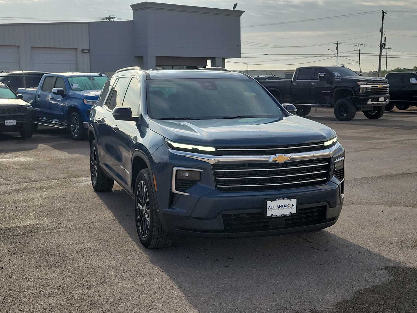 Thumbnail: 2026 Chevrolet Traverse - 2