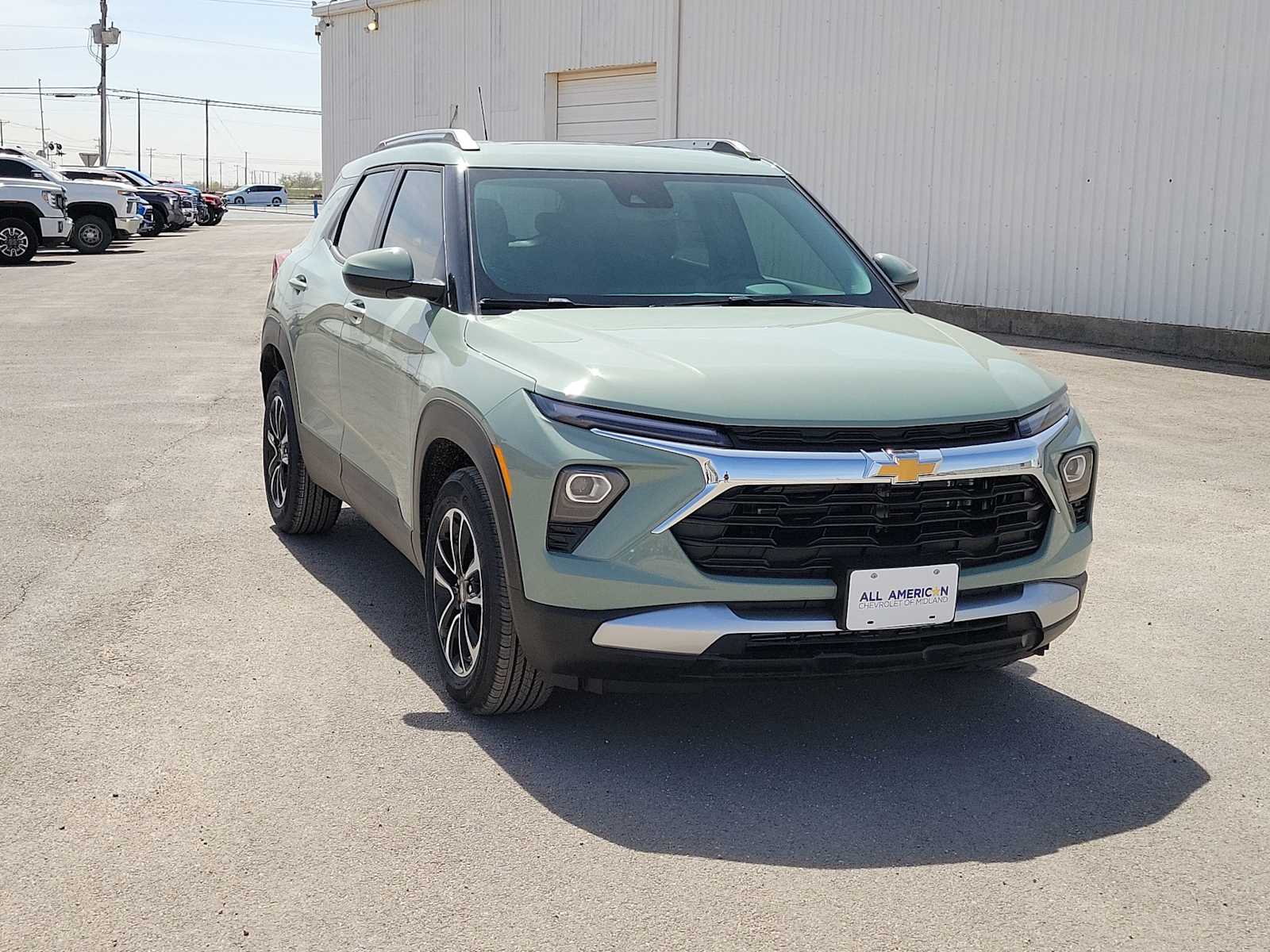 Thumbnail: 2026 Chevrolet TrailBlazer - 2