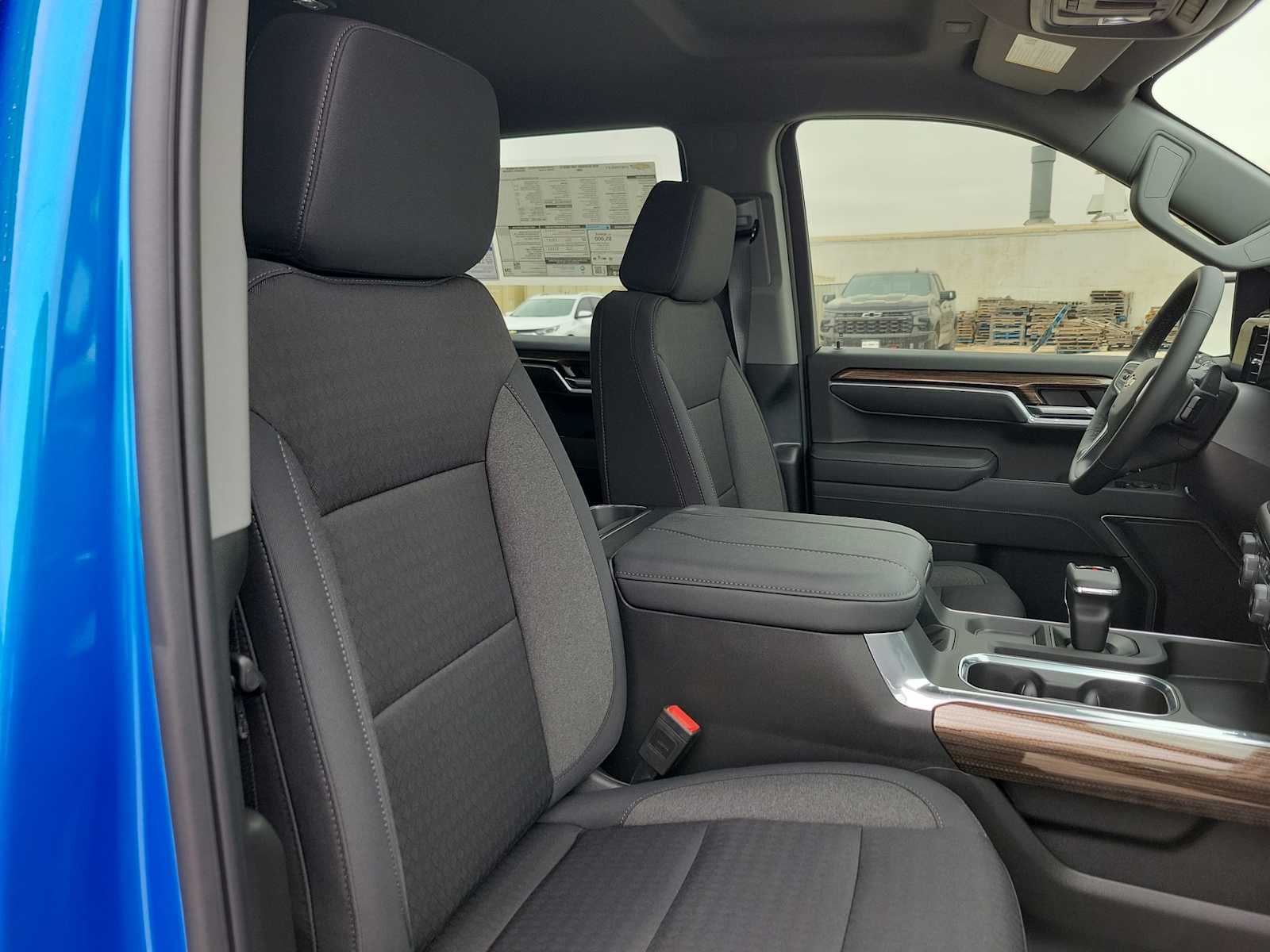 Thumbnail: 2025 Chevrolet Silverado 1500 - 22