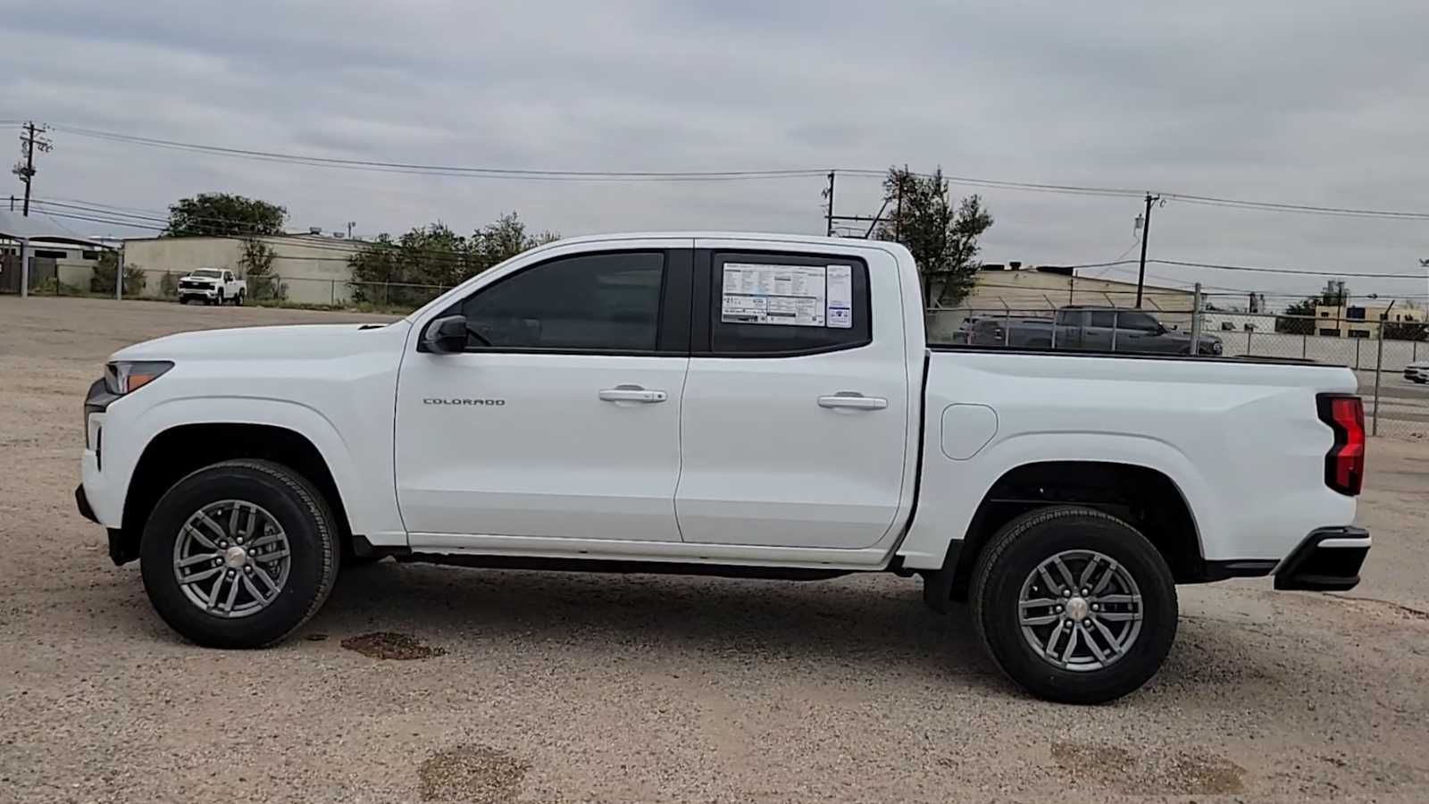 Thumbnail: 2024 Chevrolet Colorado - 5