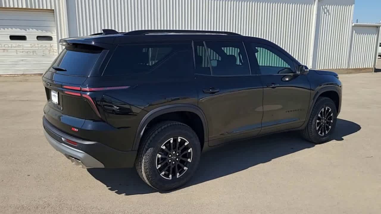 Thumbnail: 2026 Chevrolet Traverse - 8