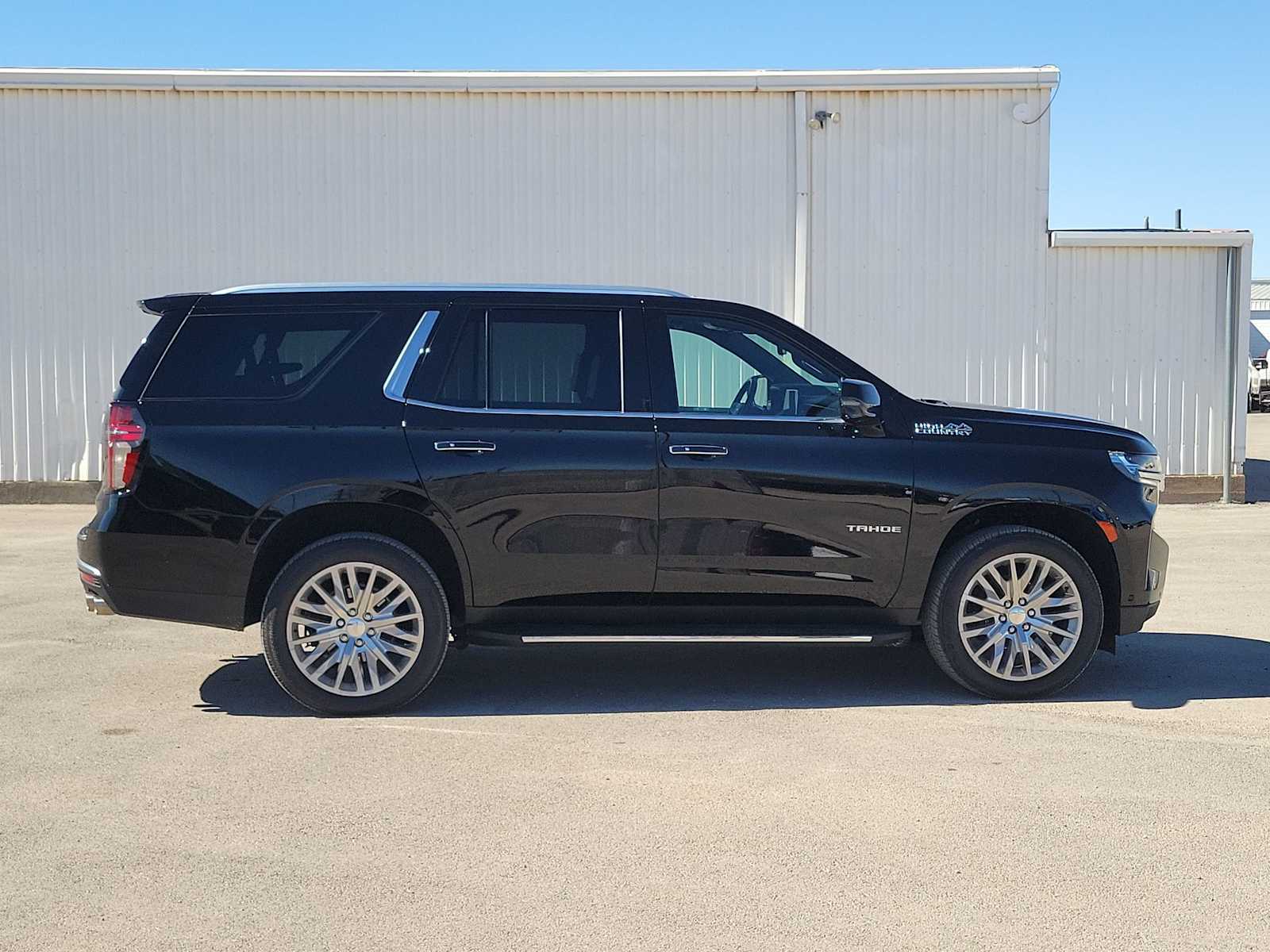 Thumbnail: 2024 Chevrolet Tahoe - 9