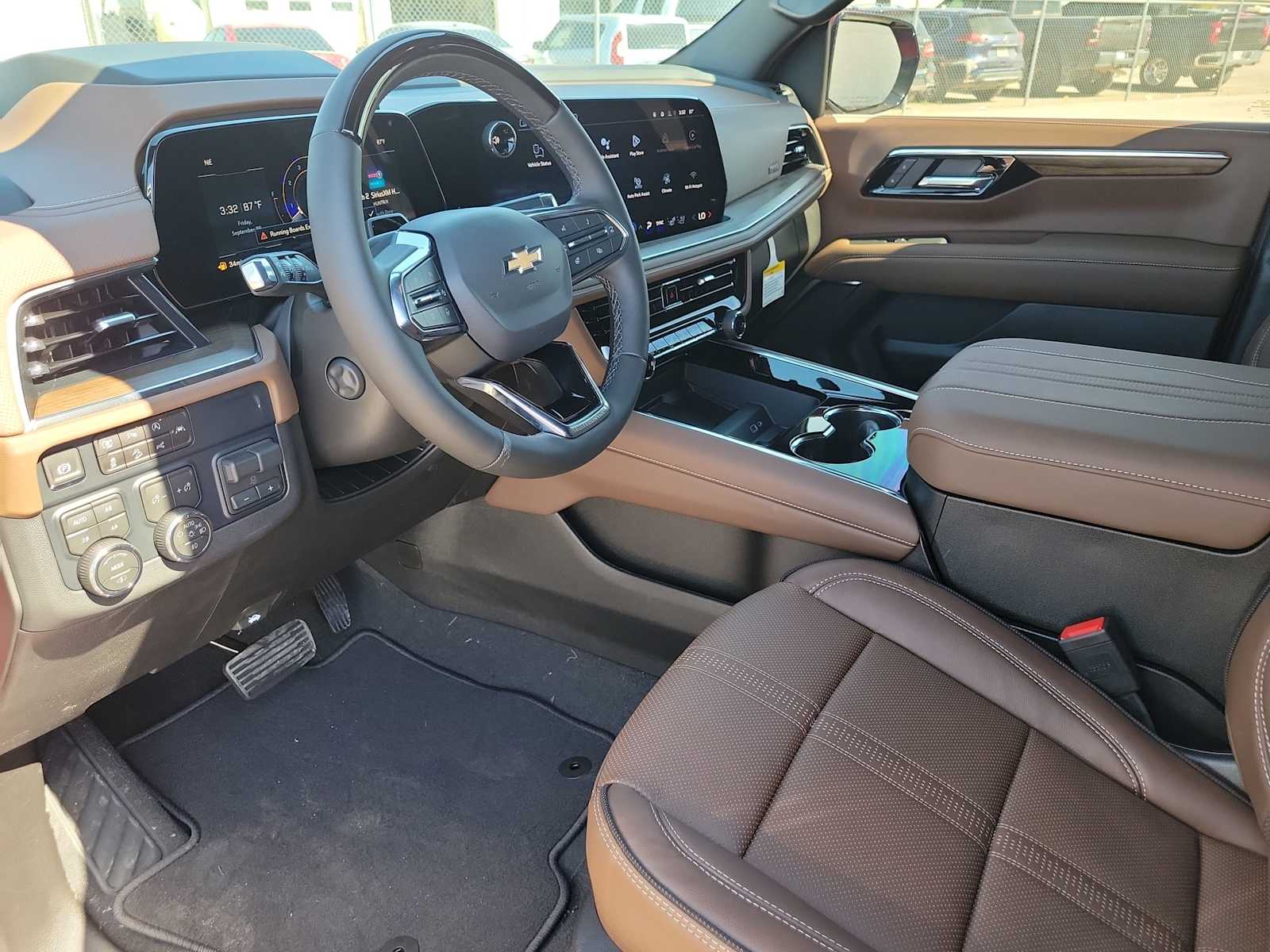 Thumbnail: 2026 Chevrolet Tahoe - 10