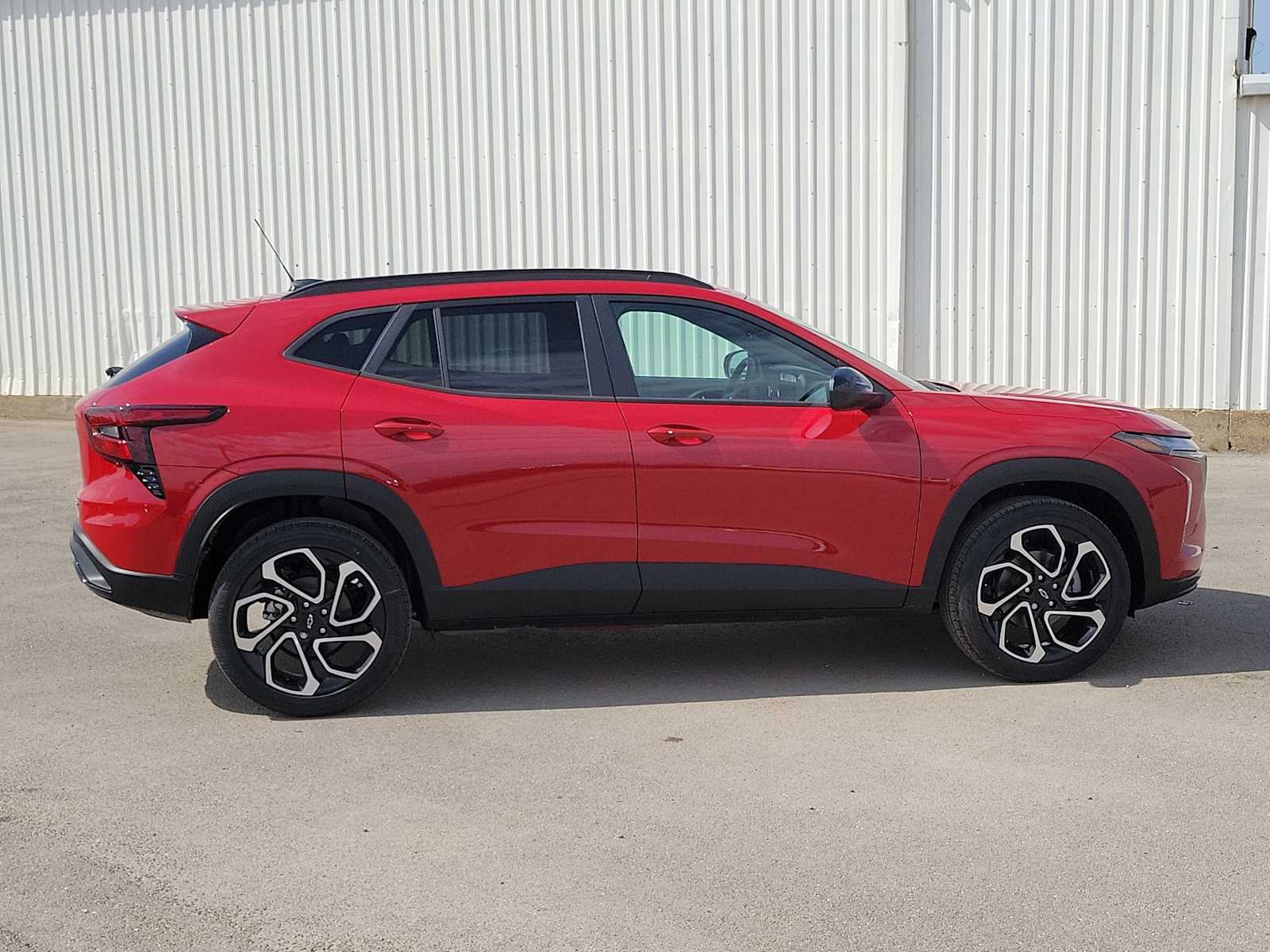 Thumbnail: 2026 Chevrolet Trax - 9