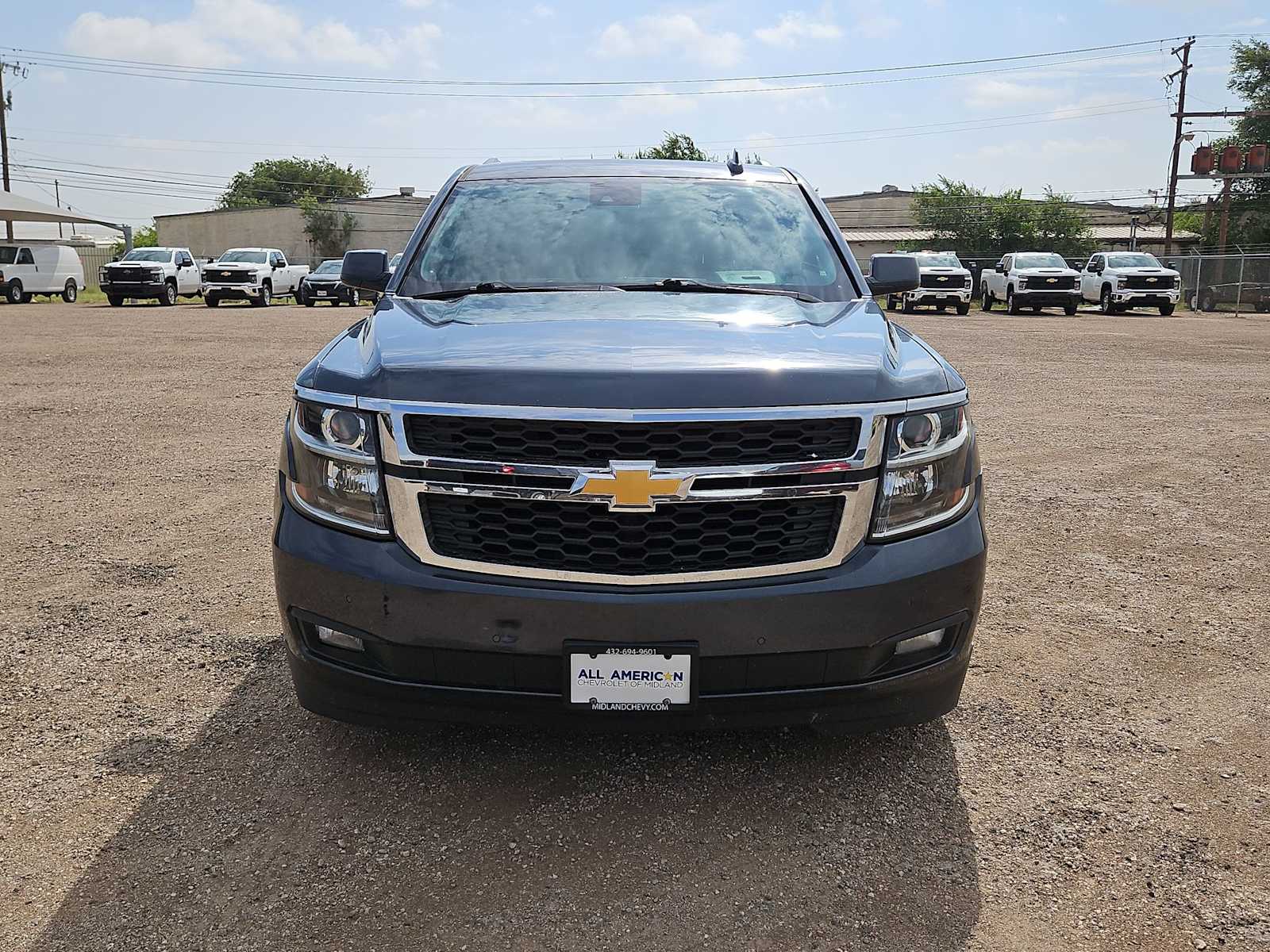 Thumbnail: 2020 Chevrolet Tahoe - 3