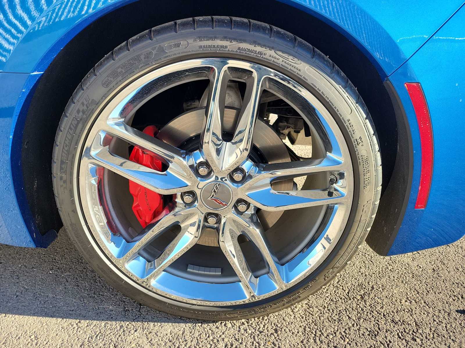 Thumbnail: 2015 Chevrolet Corvette - 16