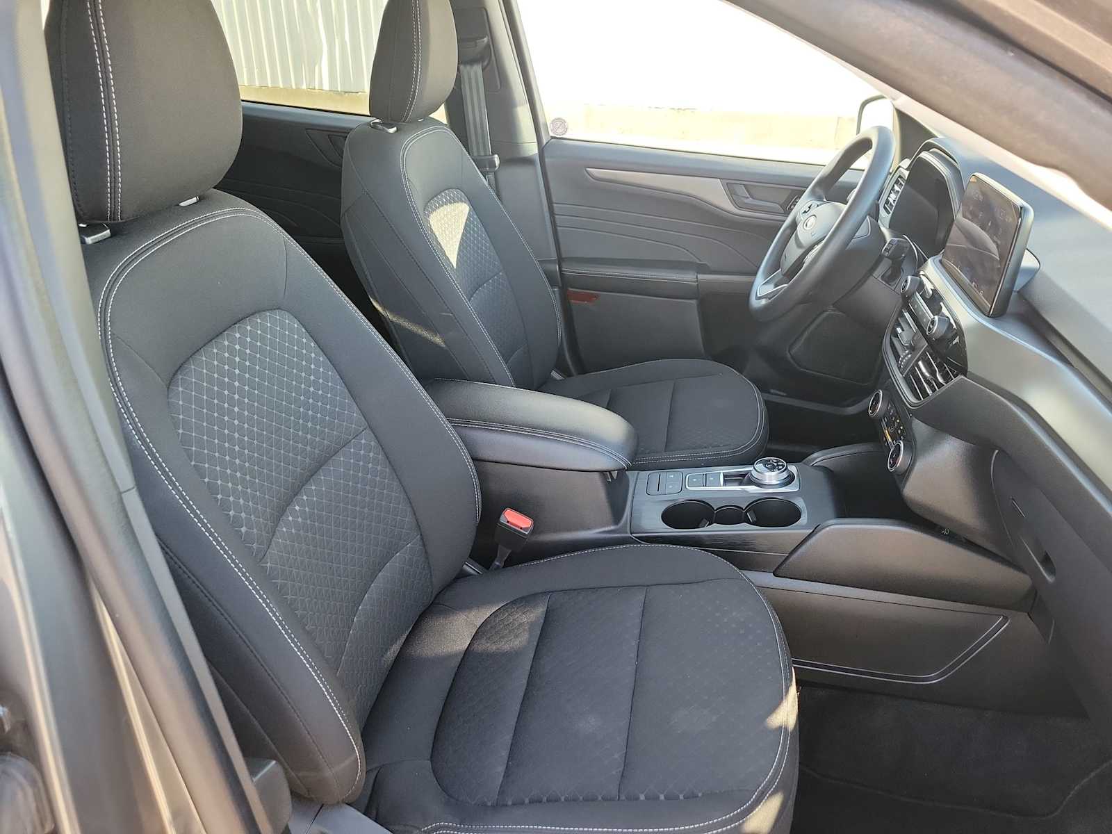 Thumbnail: 2025 Ford Escape - 22