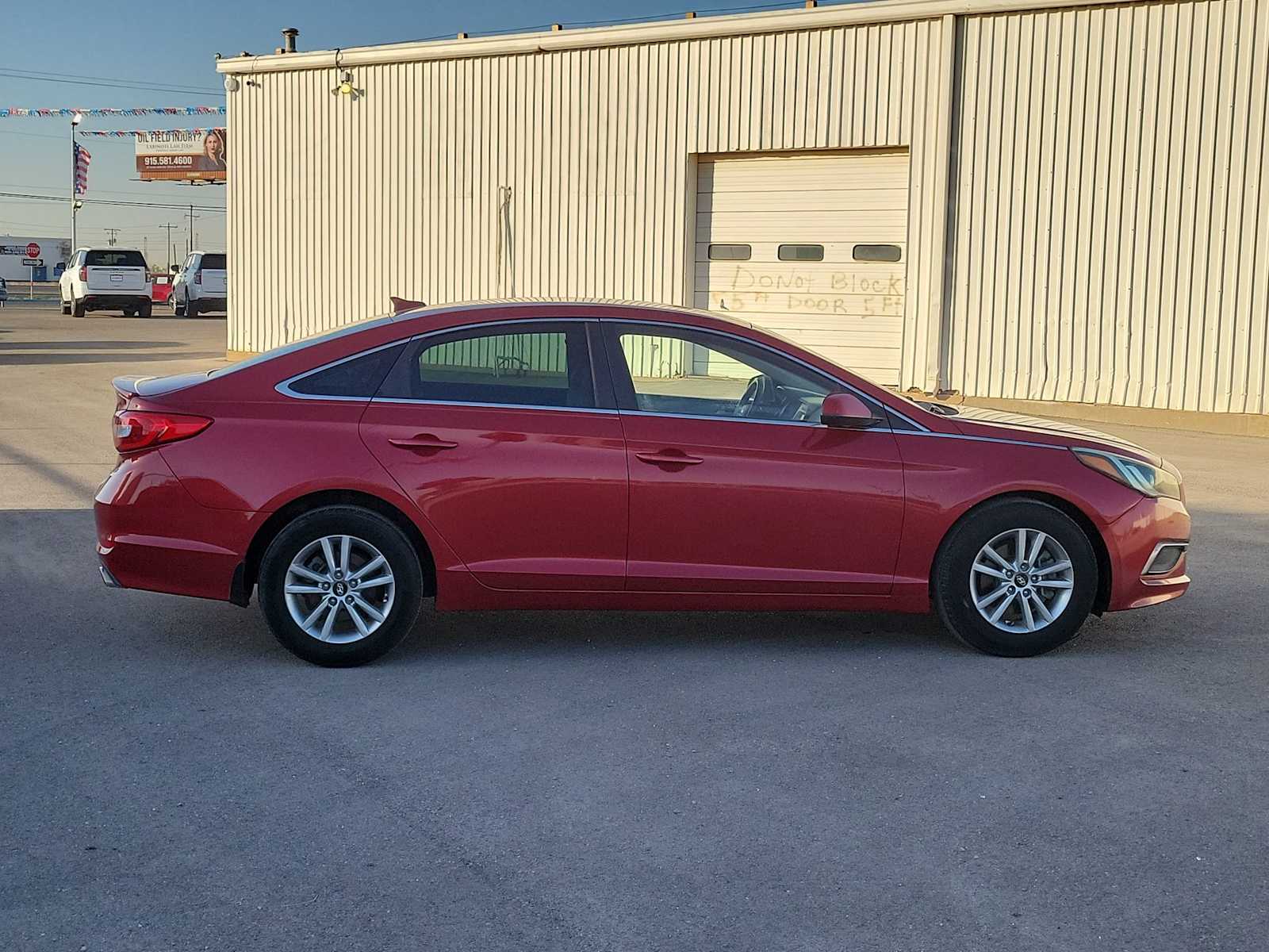 Thumbnail: 2017 Hyundai Sonata - 9