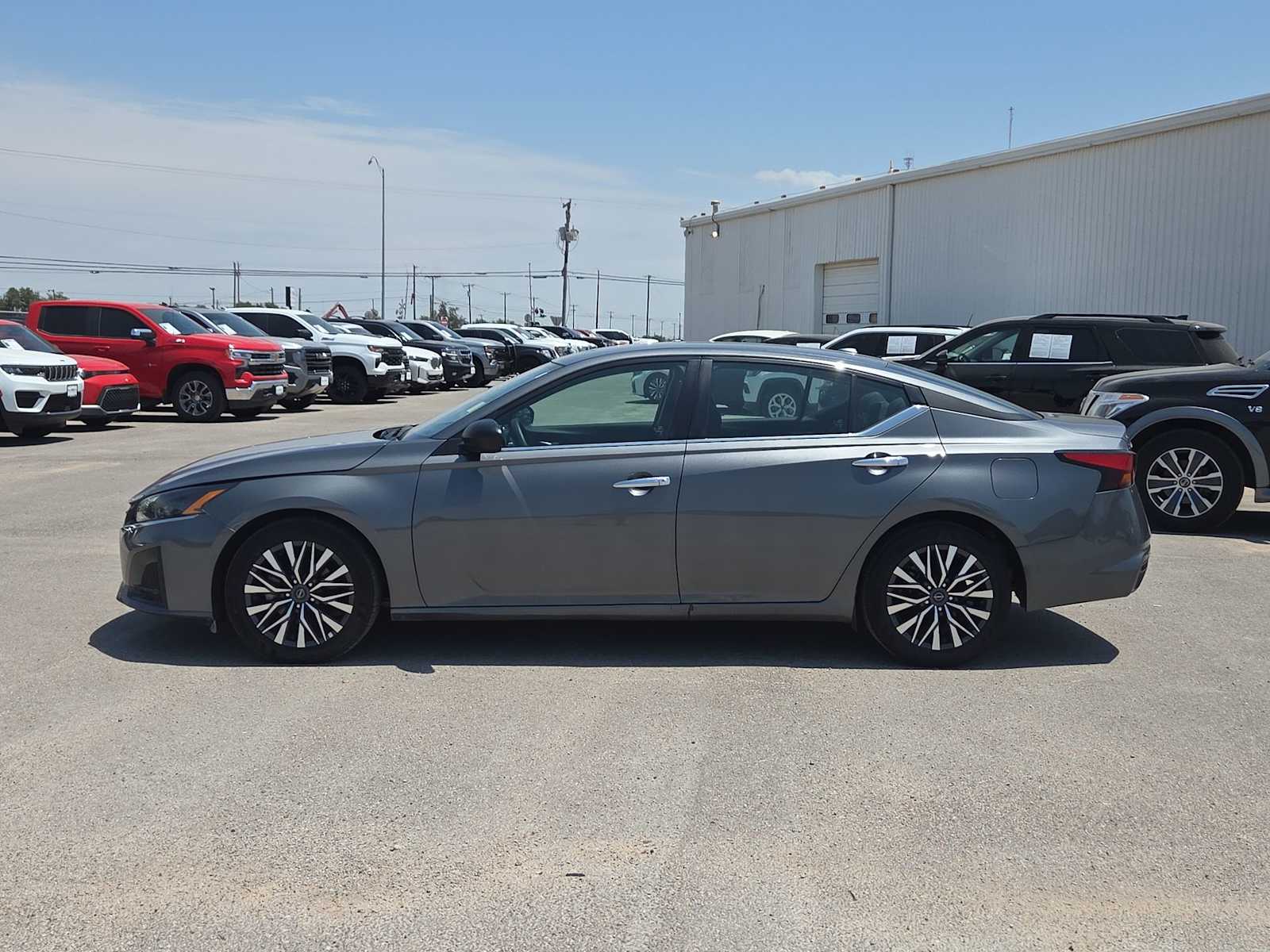 Thumbnail: 2025 Nissan Altima - 5