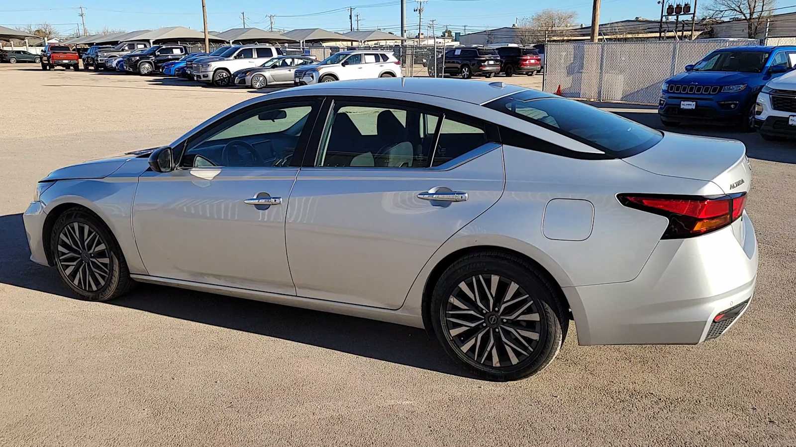 Thumbnail: 2024 Nissan Altima - 6