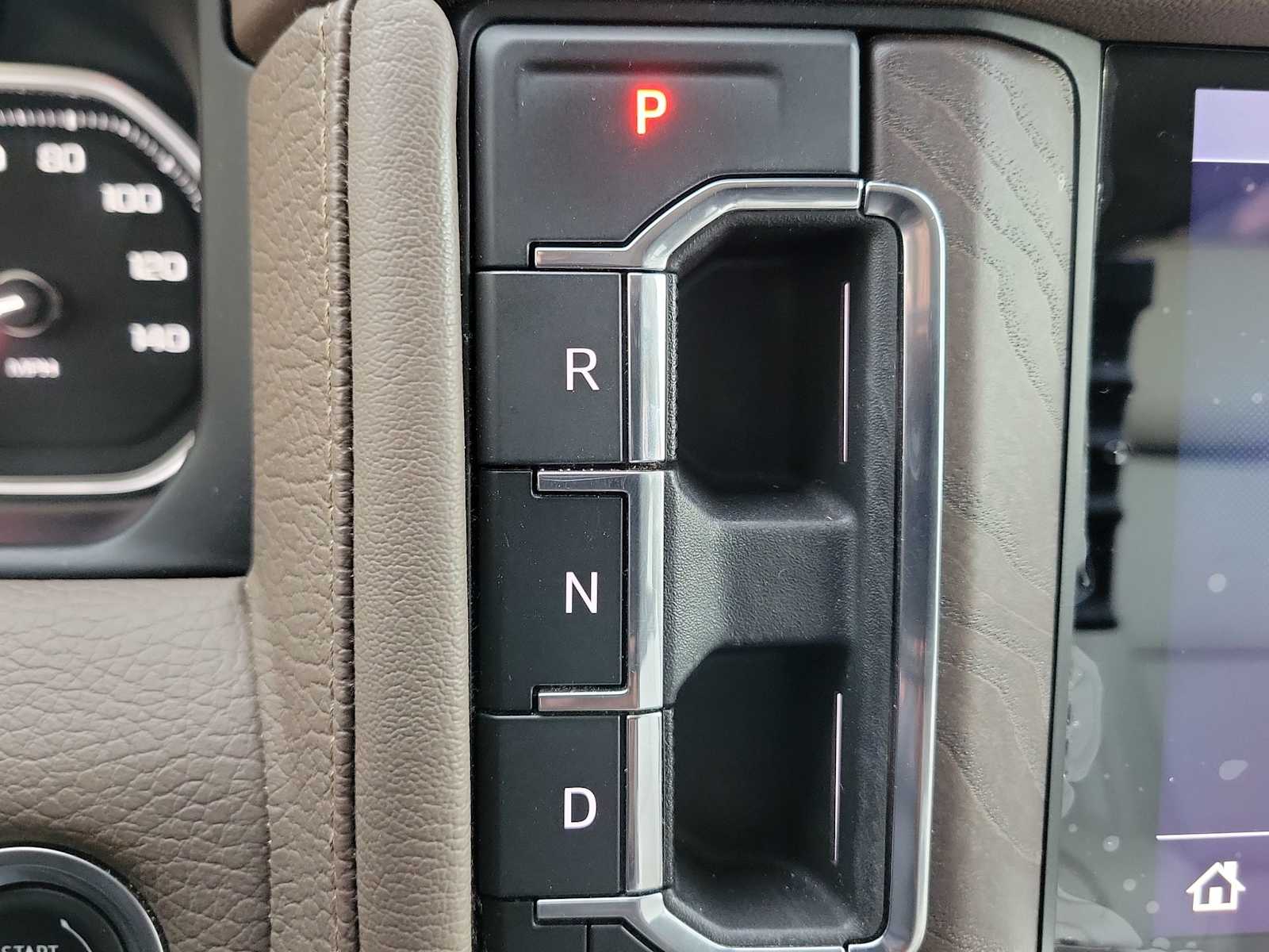 Thumbnail: 2021 GMC Yukon - 25