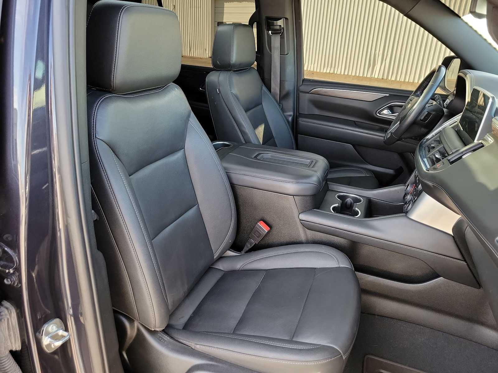 Thumbnail: 2022 Chevrolet Tahoe - 18