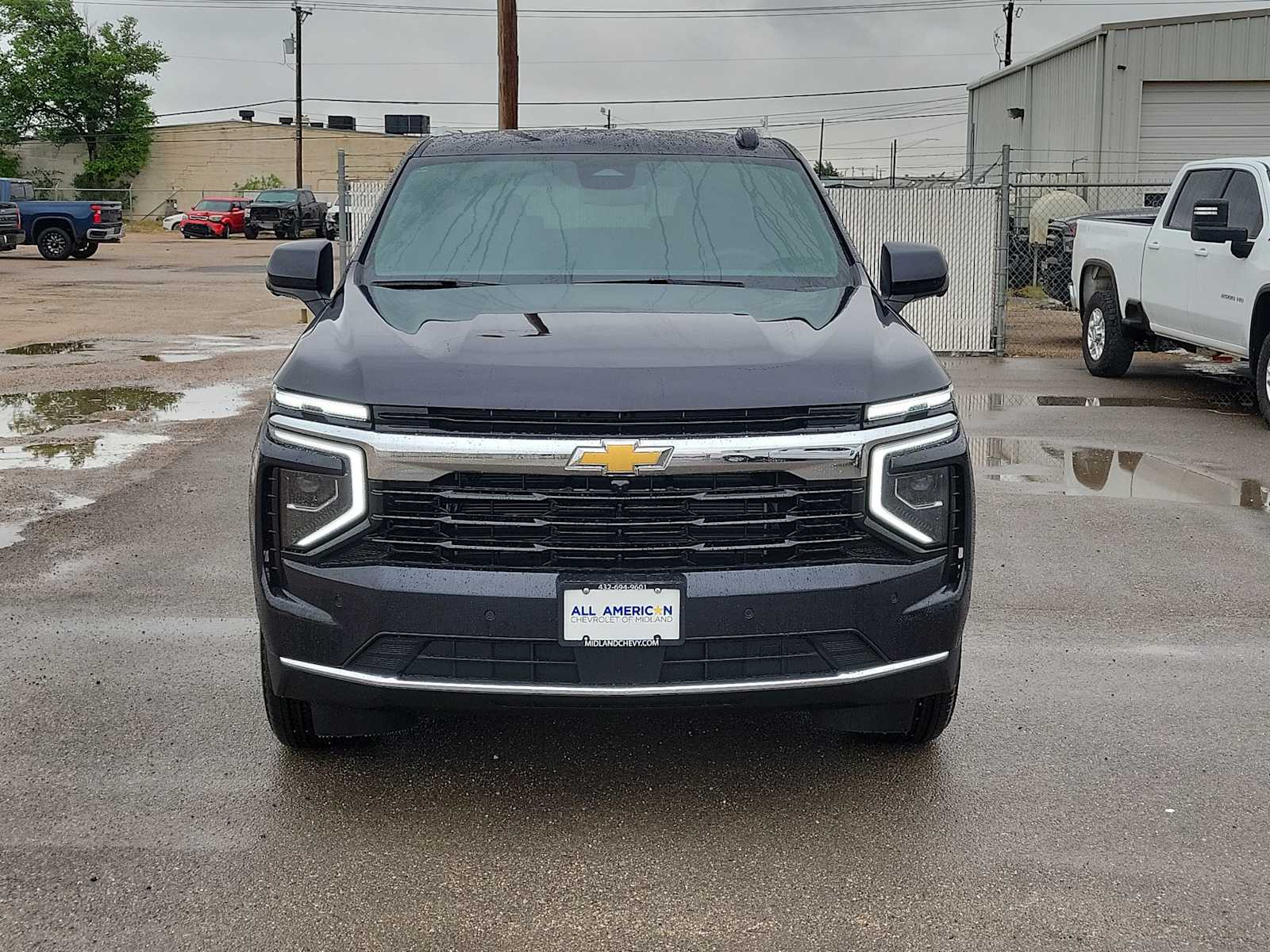 Thumbnail: 2026 Chevrolet Tahoe - 3