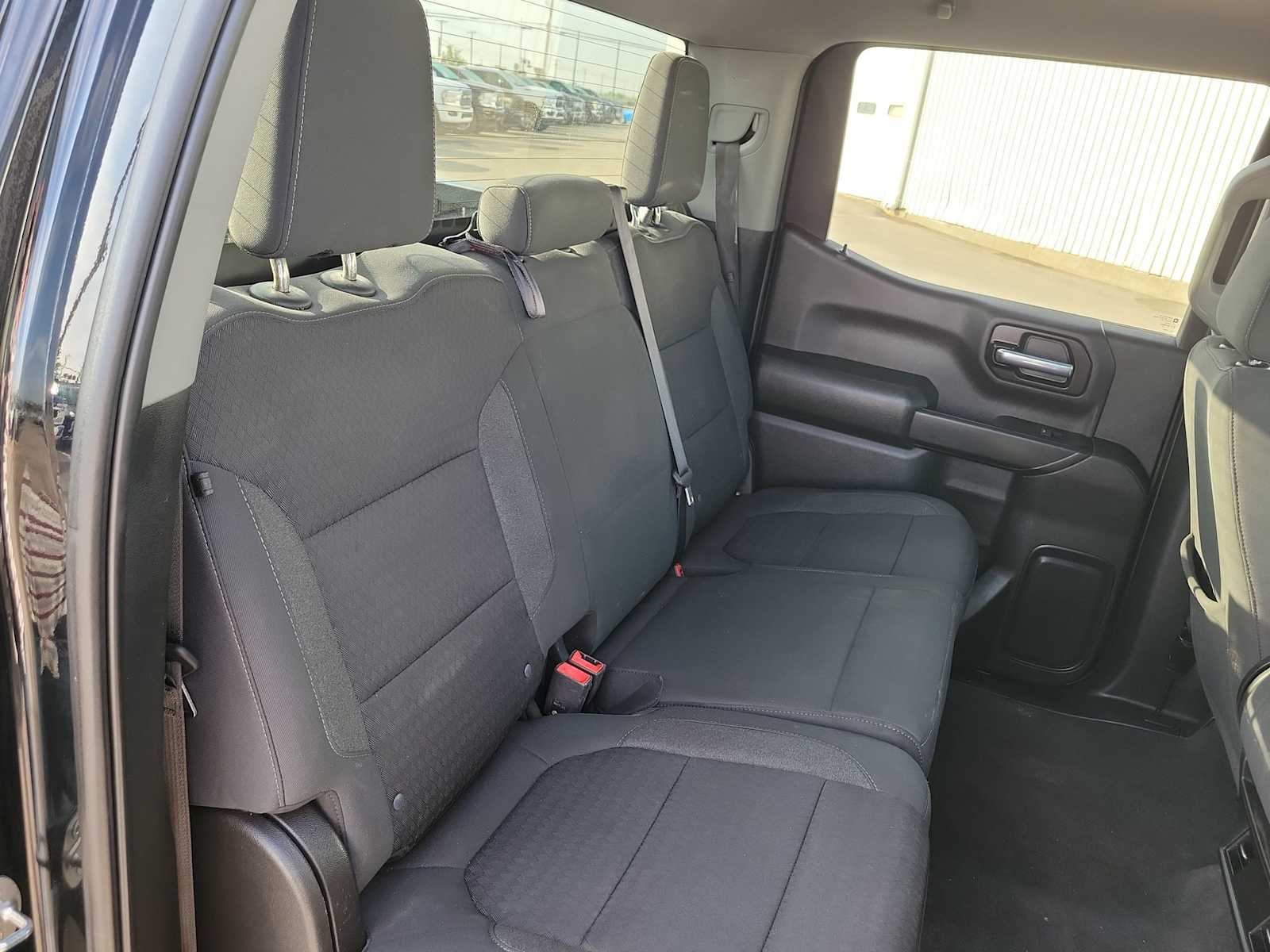 Thumbnail: 2022 Chevrolet Silverado 1500 - 17