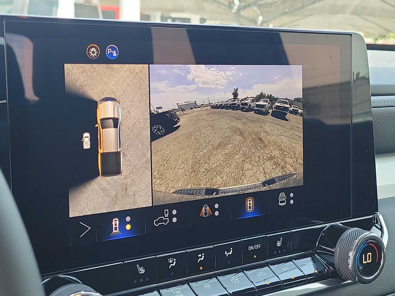 Thumbnail: 2026 Chevrolet Colorado - 28