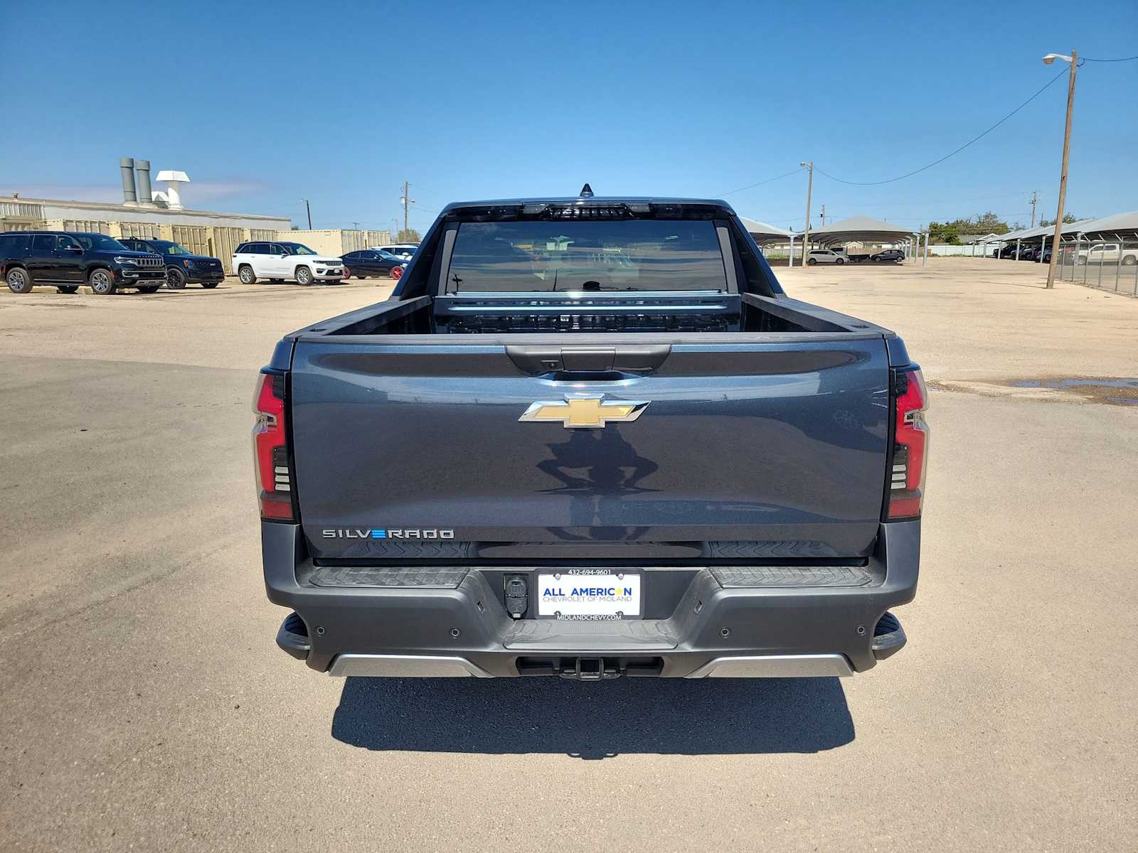 Thumbnail: 2026 Chevrolet Silverado EV - 13